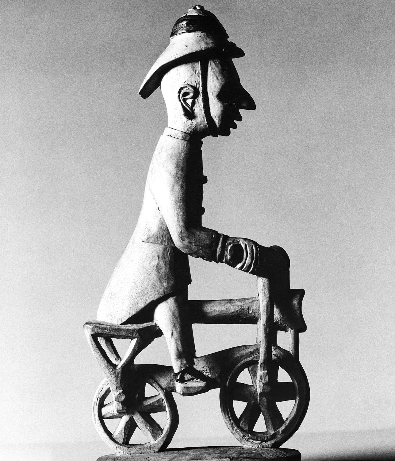 African Image - Colonial Official Sculpture