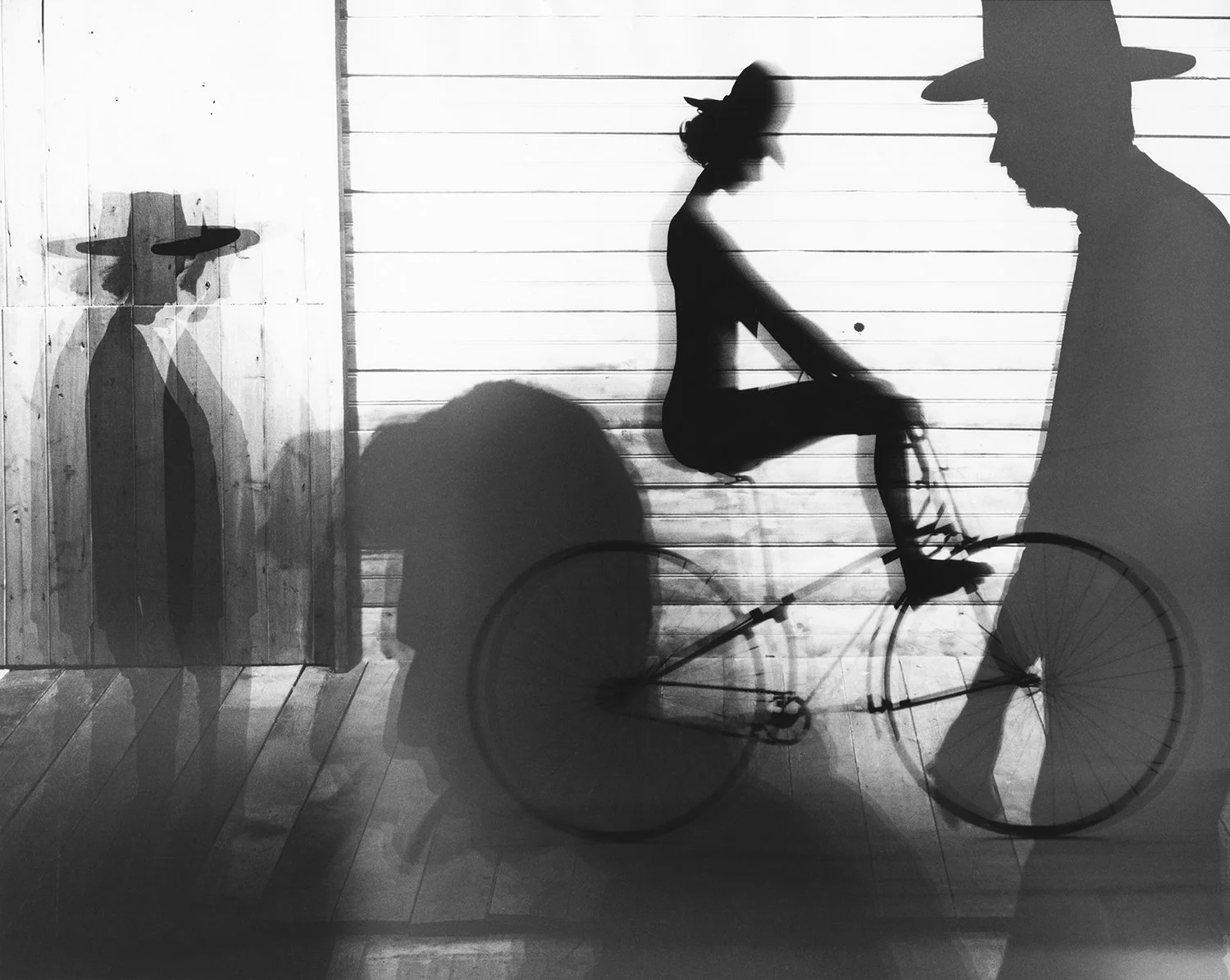 Kate Cycling Cycling Down The Boardwalk - Hyper Rare