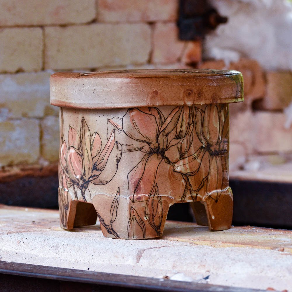 WFVase9 Tulip Mag Box-4.jpg