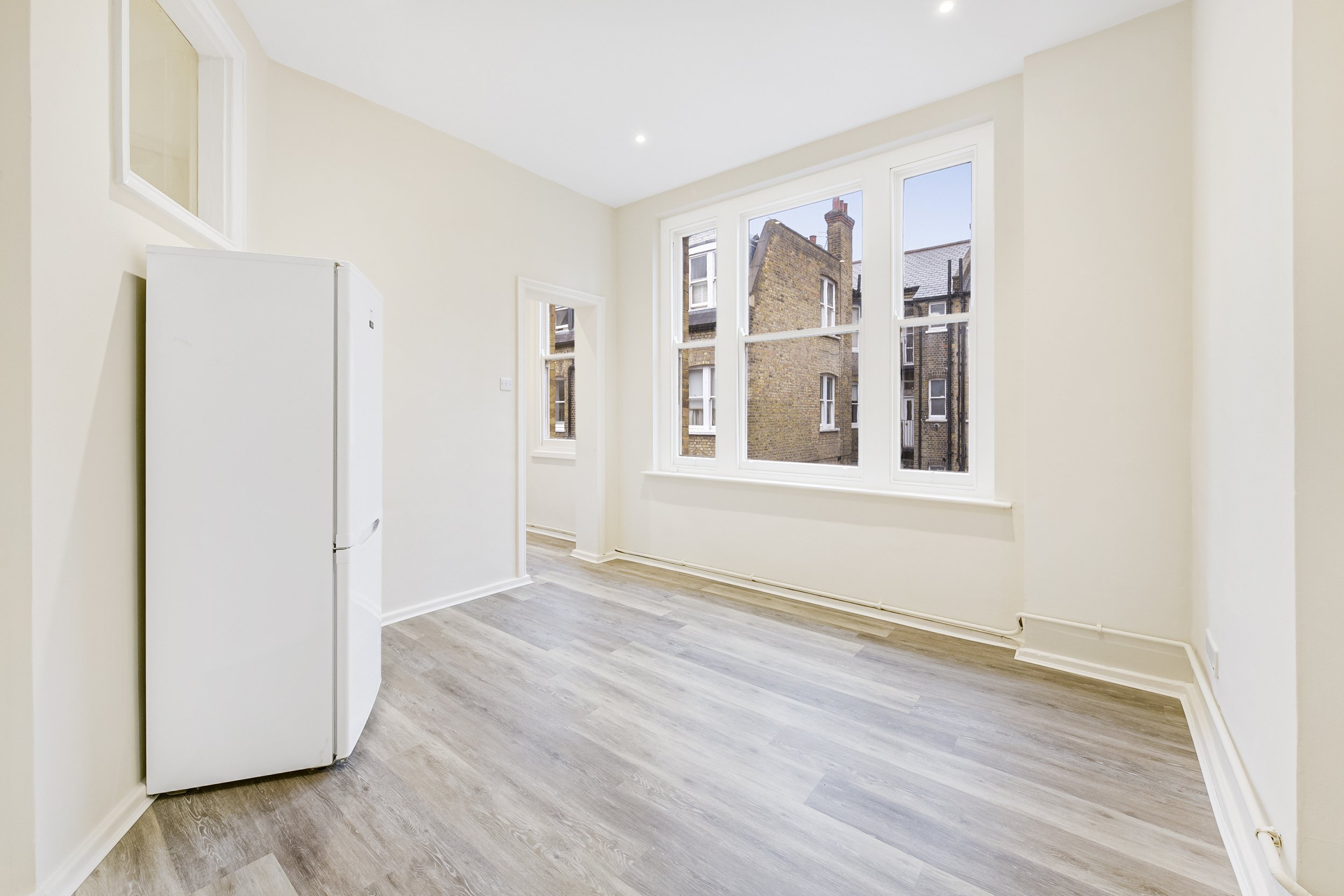 Albert Palace Mansions, Lurline Gardens, SW11, £519 pw — Radstock Property