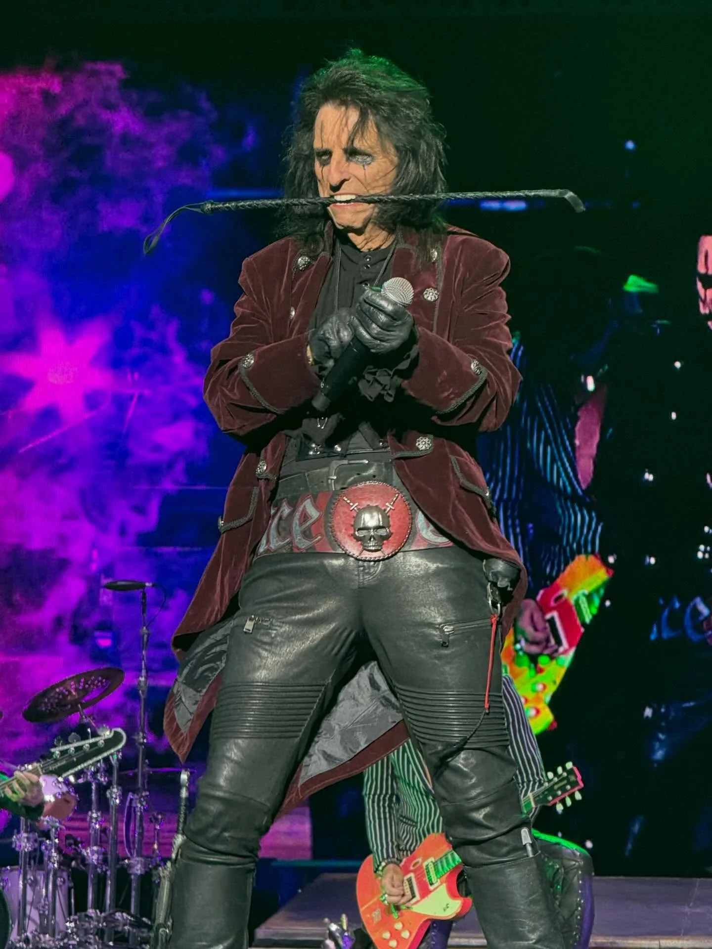 Can&rsquo;t wait to look through all the pics and videos I took, but I wanted to share a few! Our son had never seen Alice Cooper, and he finally came nearby again! He played my favorite&mdash;Feed My Frankenstein 🖤🖤🖤