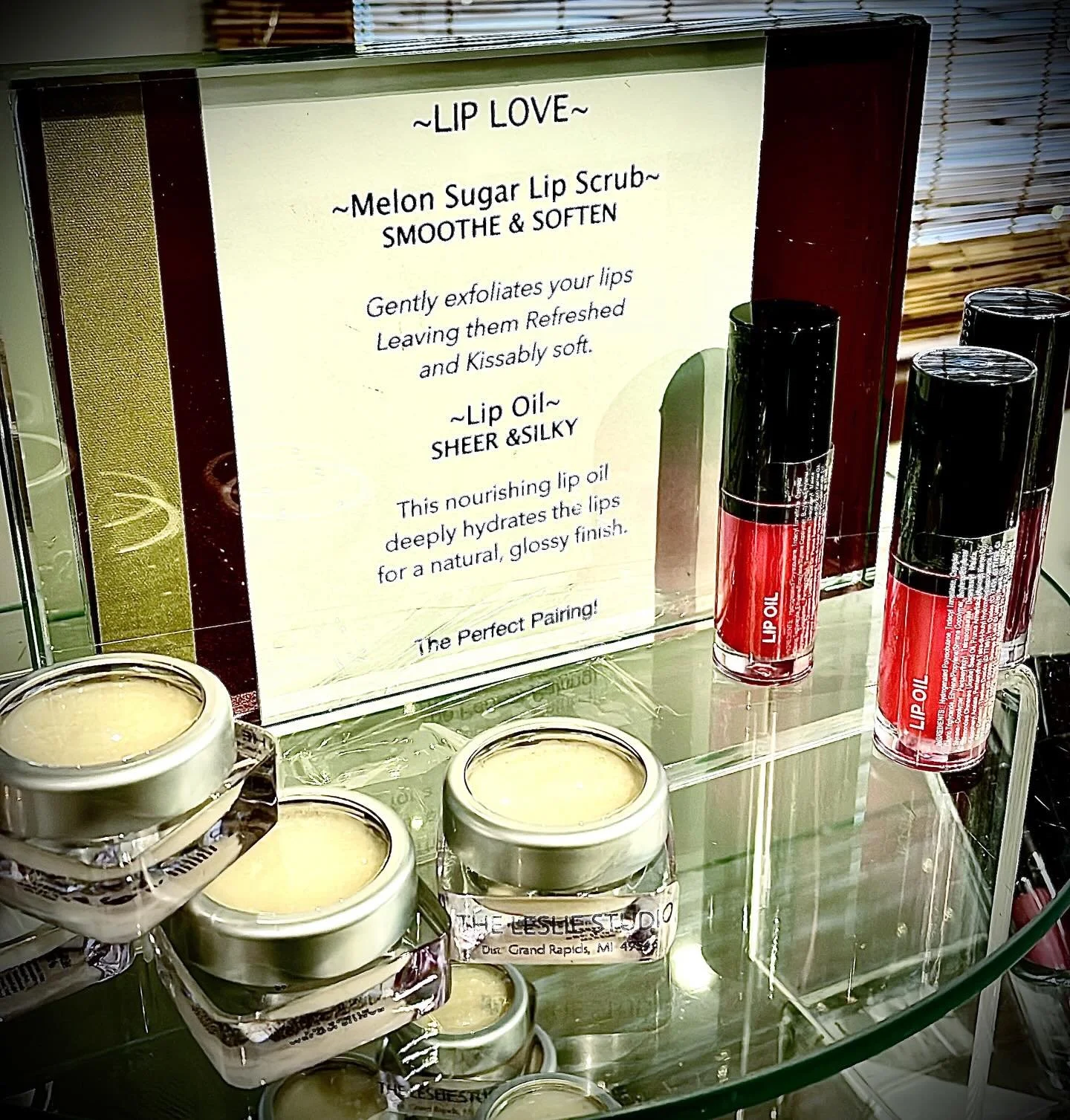 We love a good pairing! Lip scrub + Lip oil = winter ready lips. Not sure what lip oil color to choose, we&rsquo;ll help yah 😉 Reg $44 special $30