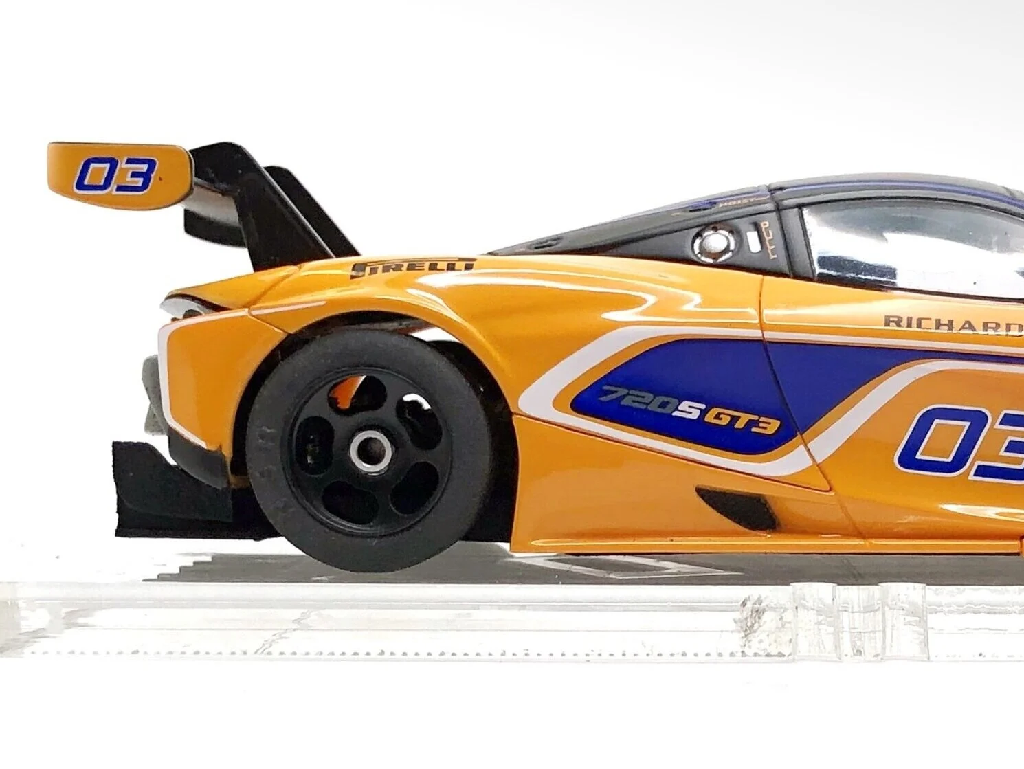    Carrera   