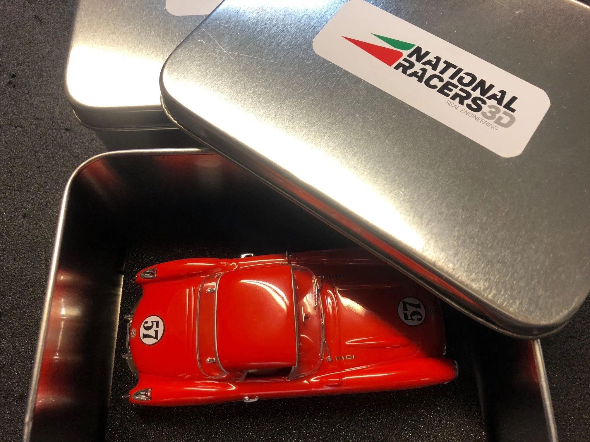 D8217280-760E-48CE-AD29-0E98843E9ACF