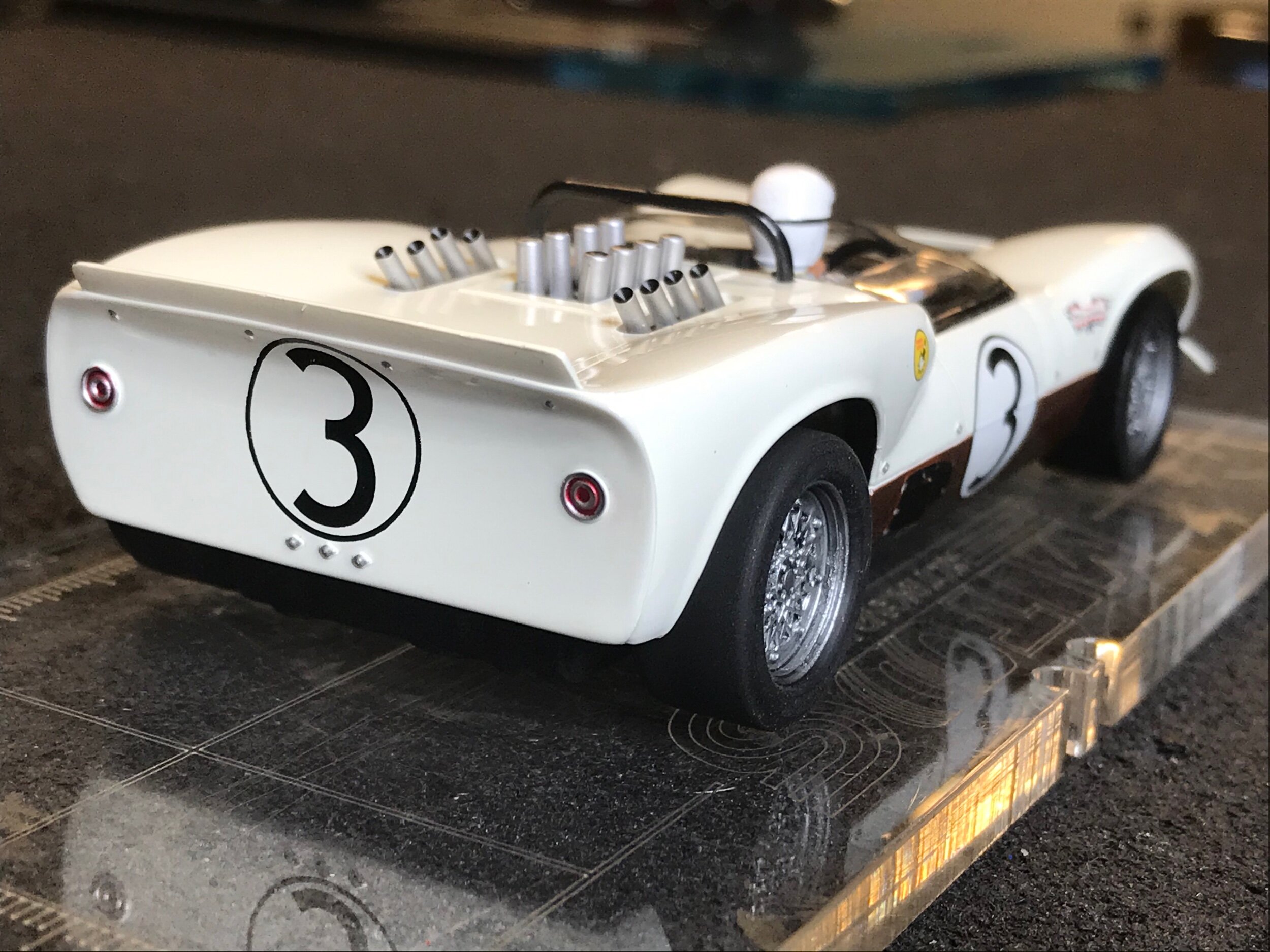 3097A25F-DFE7-4BAD-B266-33163822860D