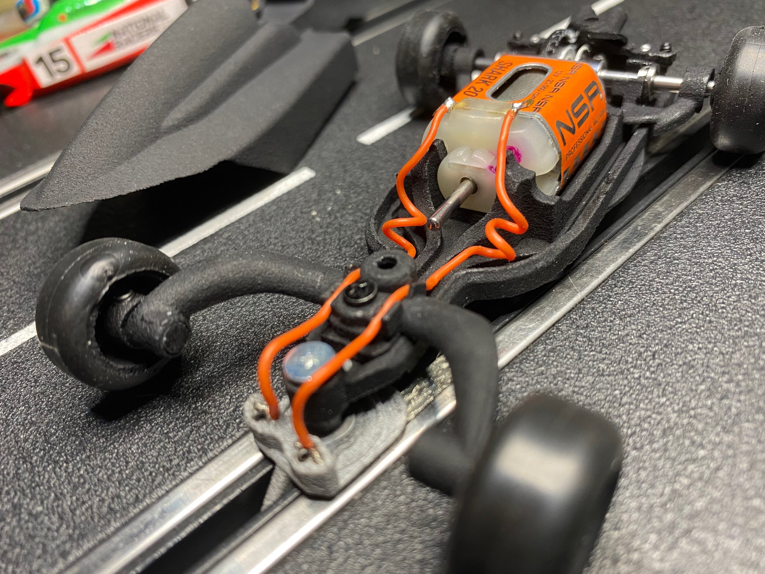 26DD035B-2875-4200-968D-763400B23032