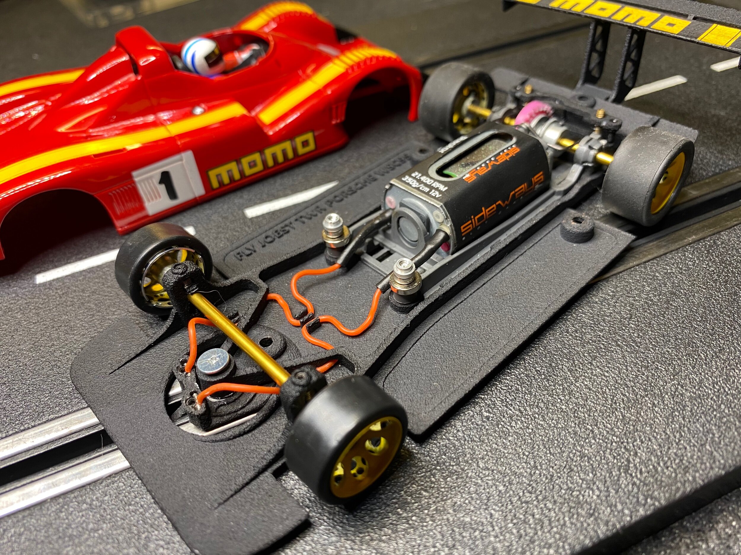 7553B7AD-5A1F-491C-9320-2885EBD0A31F