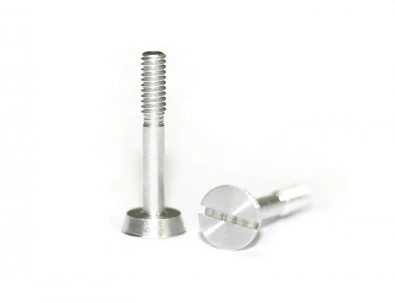 Special aluminium screw for suspension