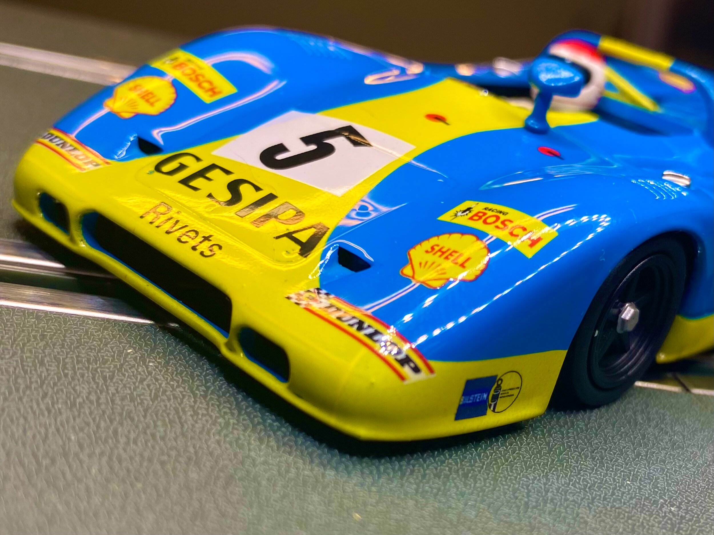 FC248841-6DBD-4F47-9CBE-E81444210F0B