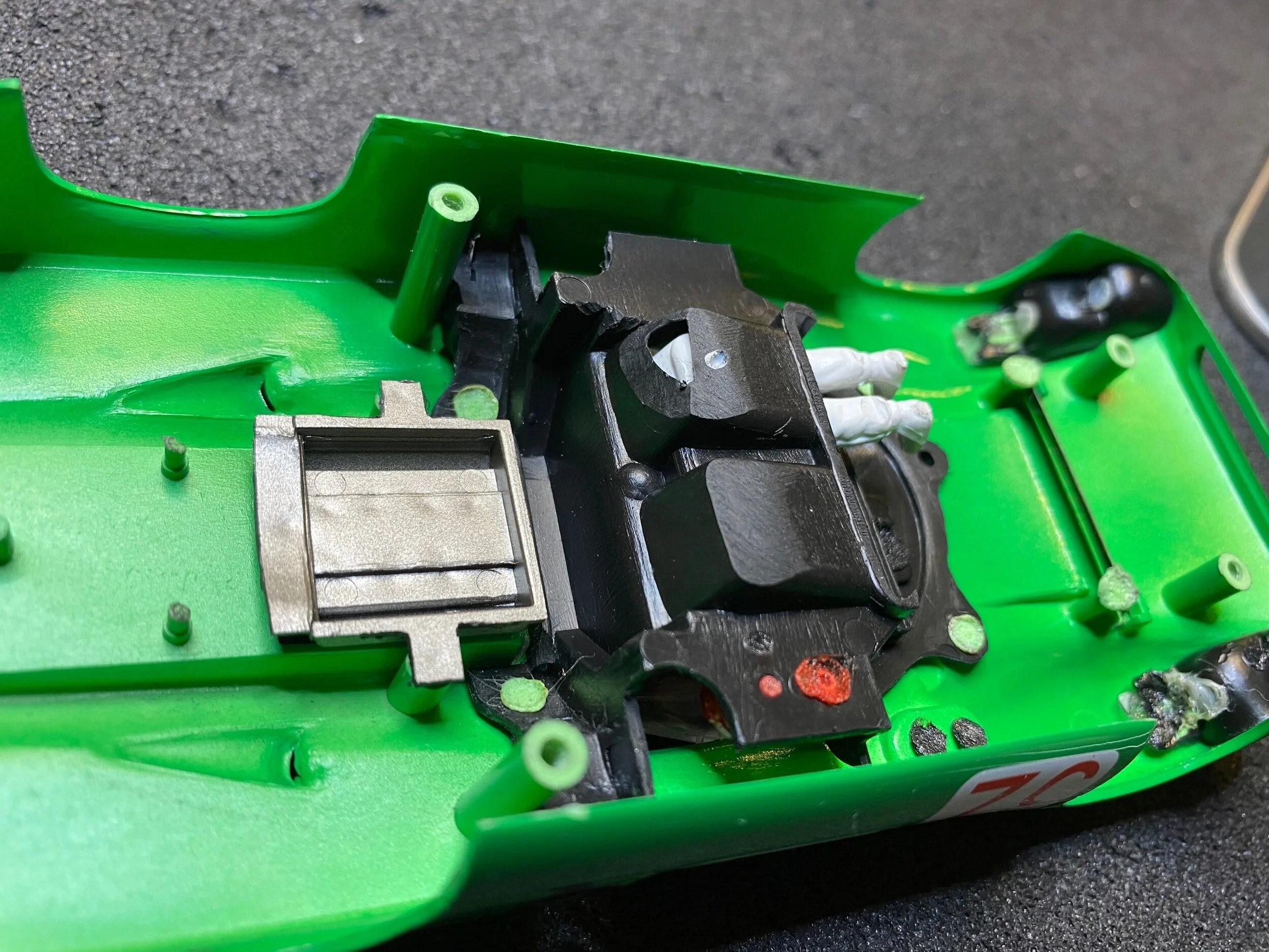 D900D802-3CC2-4F61-B0E7-A588FAB743EF