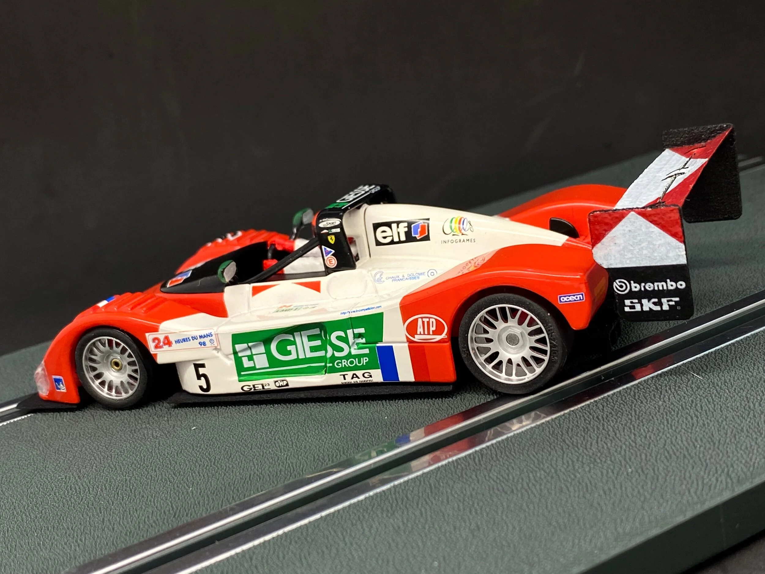 721A6529-93F7-4B9B-AC1D-336128A8D6A4