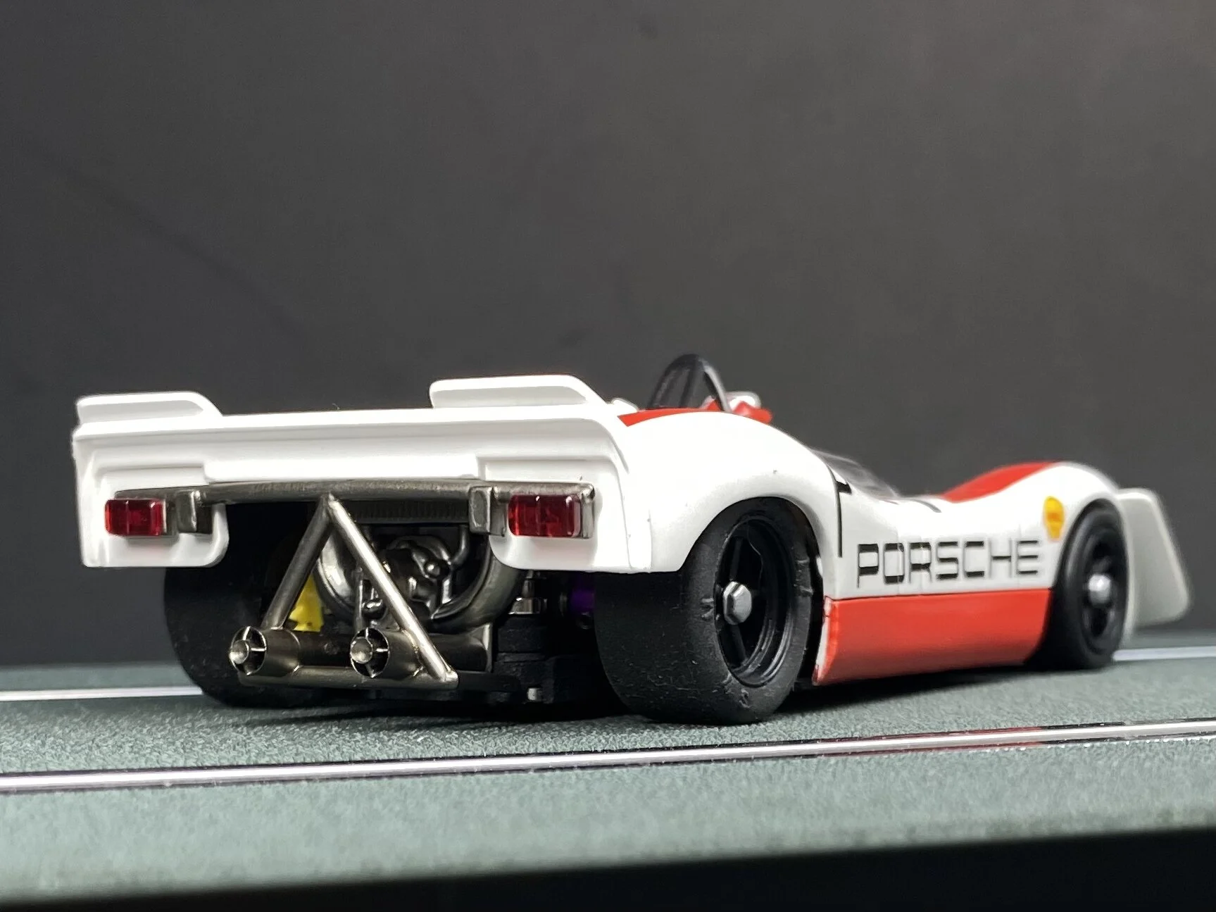 555A6214-03AC-4C45-AA14-DF0560FDEA21