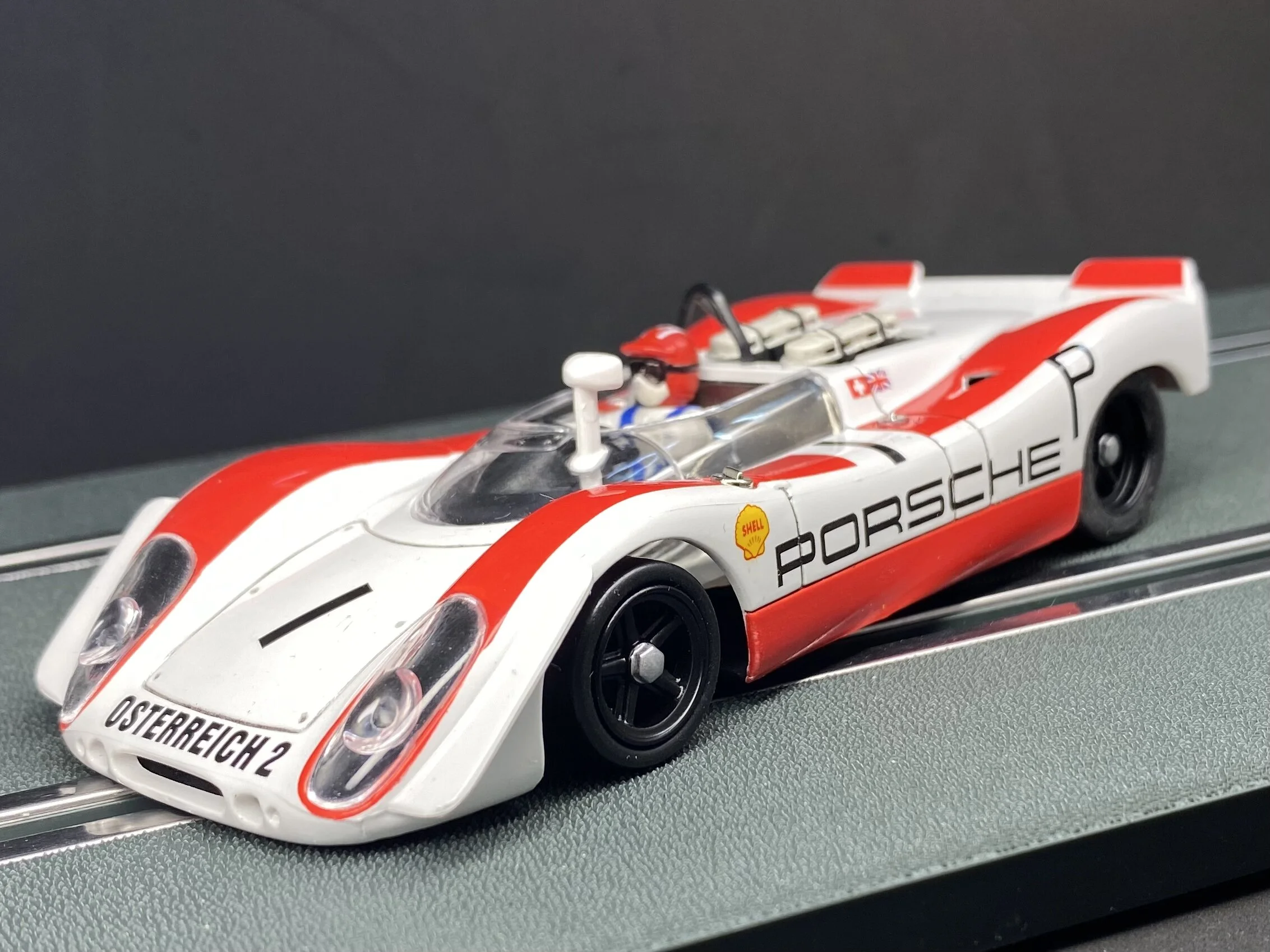 3329BD79-6F75-4EE9-B74C-C074D031458E