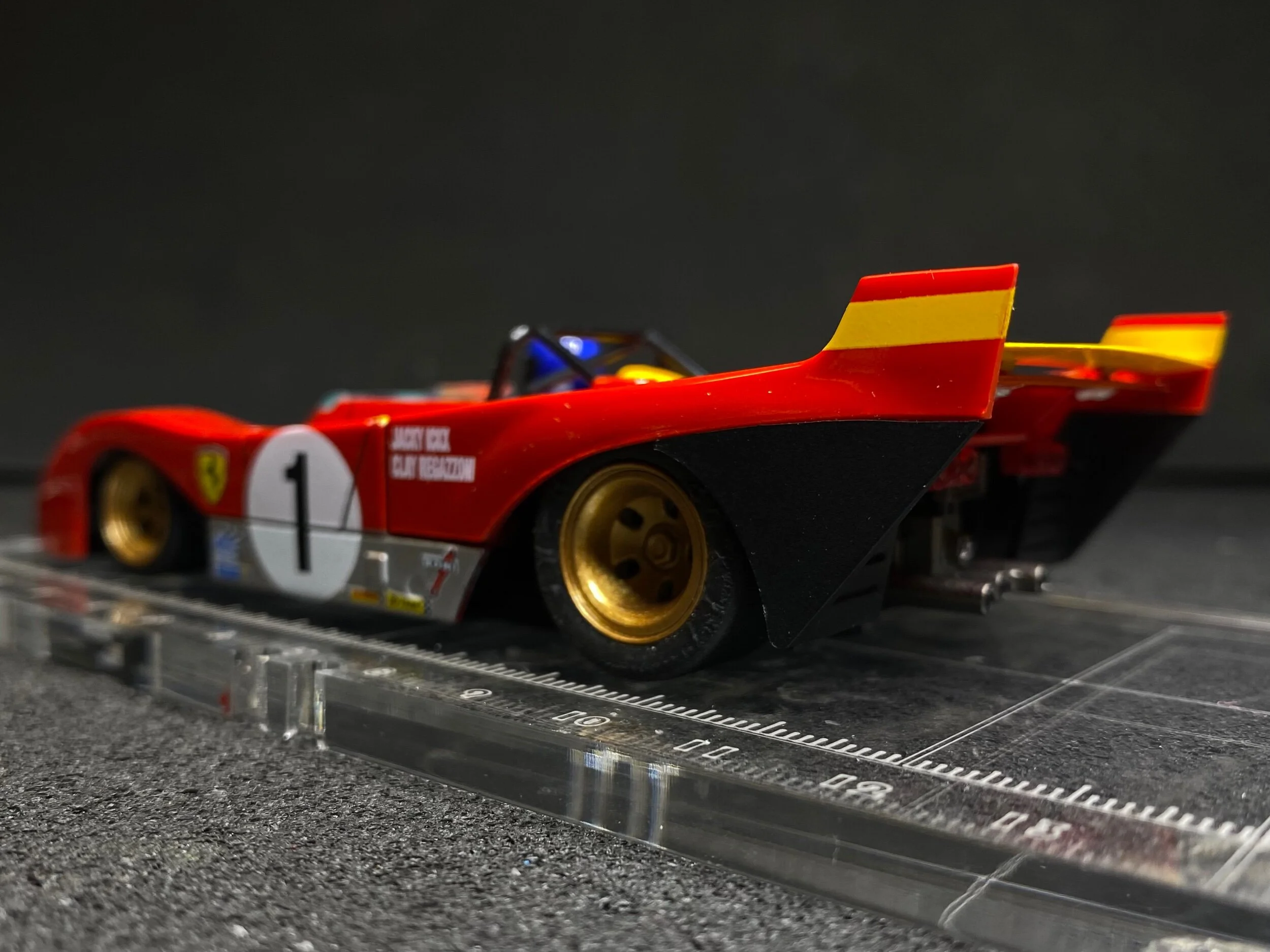 1E95EDC6-F853-4A0D-B98E-AC0910D11817