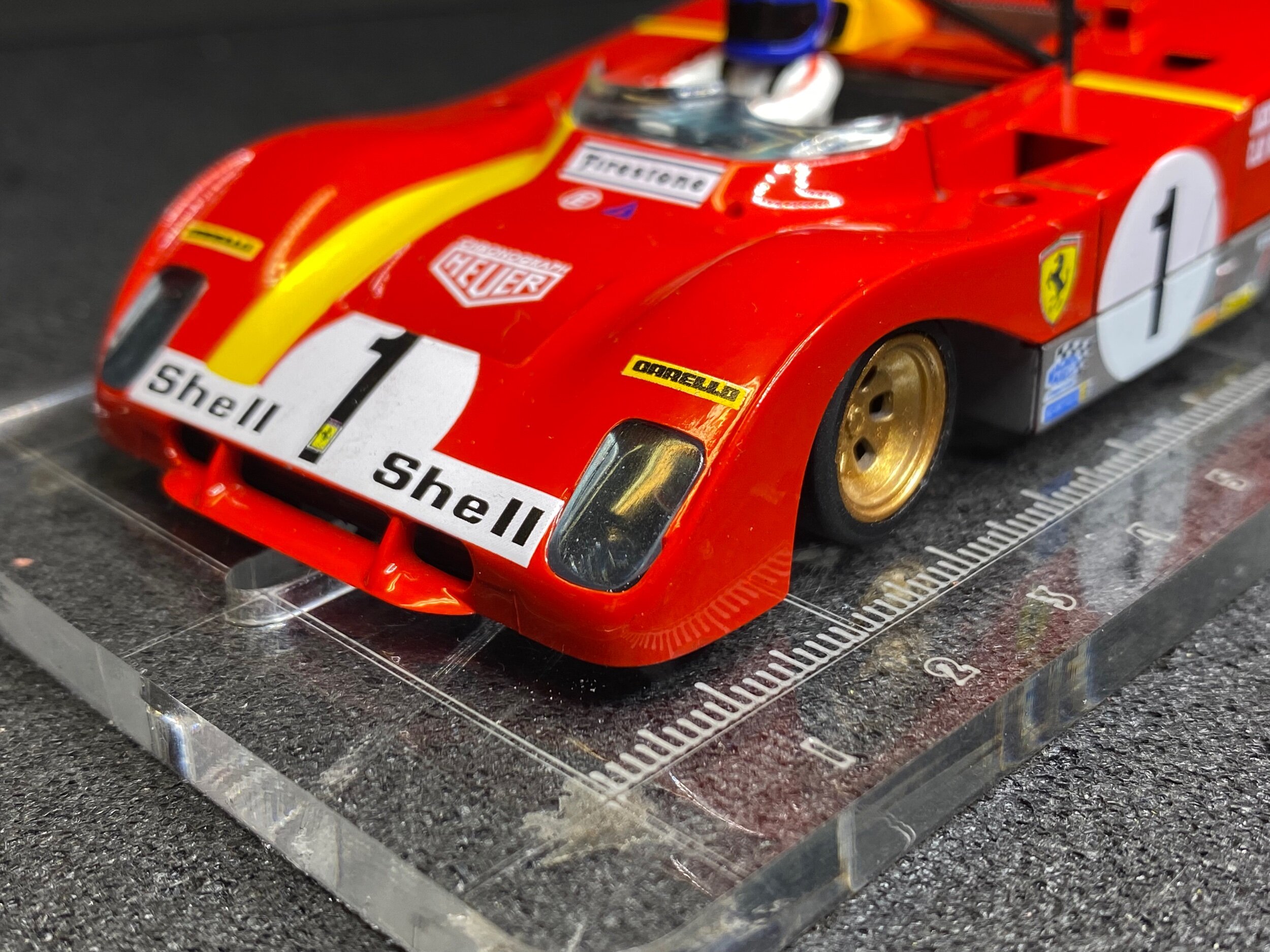 2F550BC4-5036-40F2-84E3-DB9D2C35DAB1