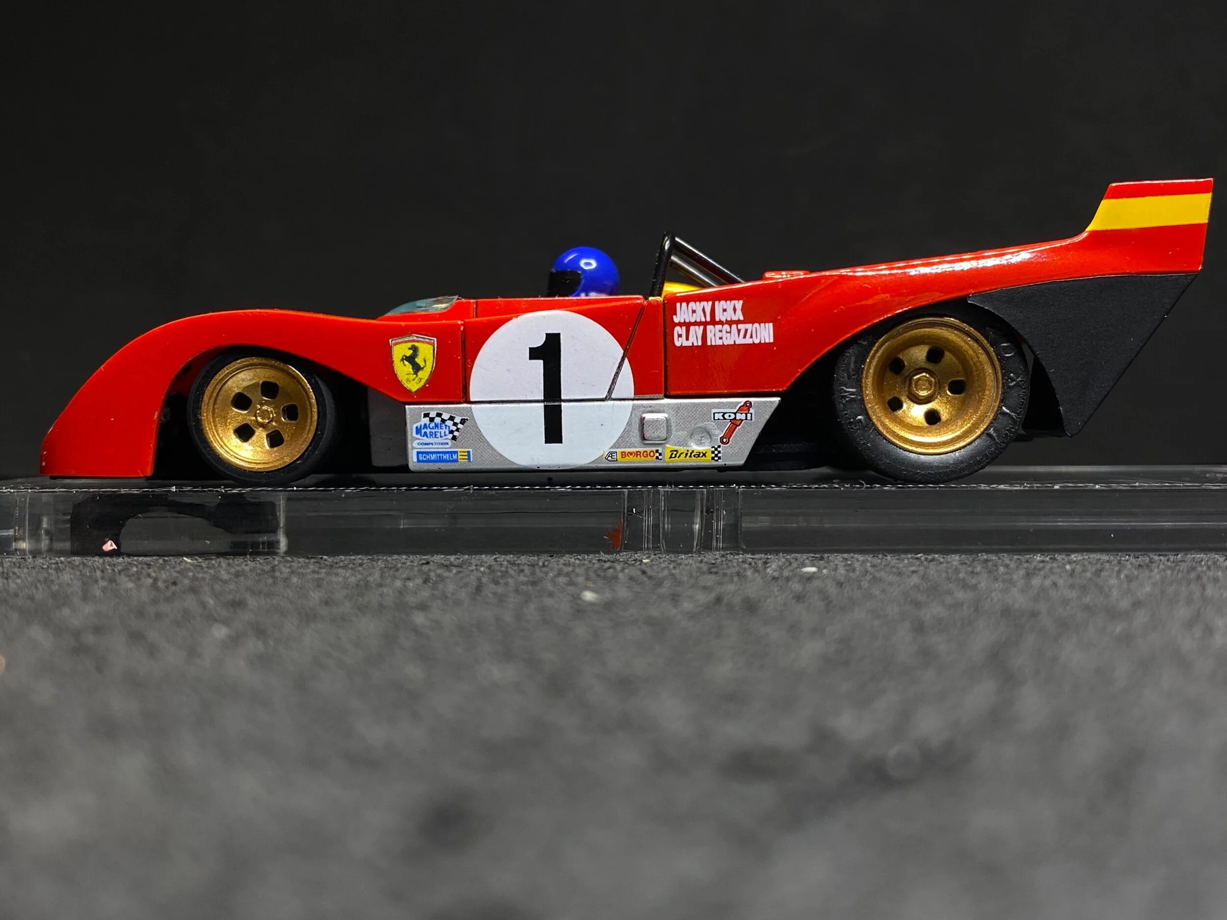 9A05485A-EFA1-4EFC-BD51-289AB535FCDF