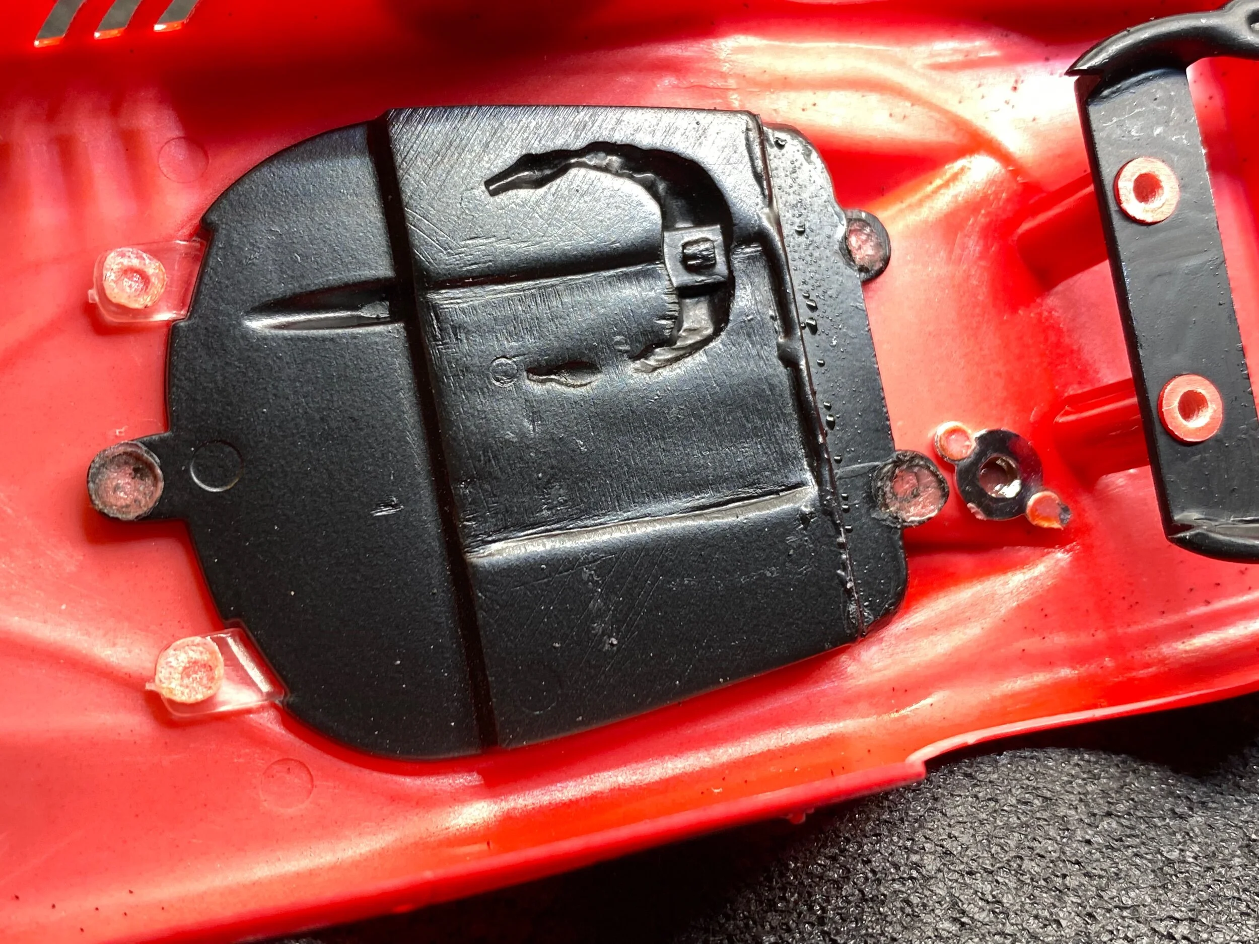 D52E6DFC-B615-40A3-B46E-F886C3A76080