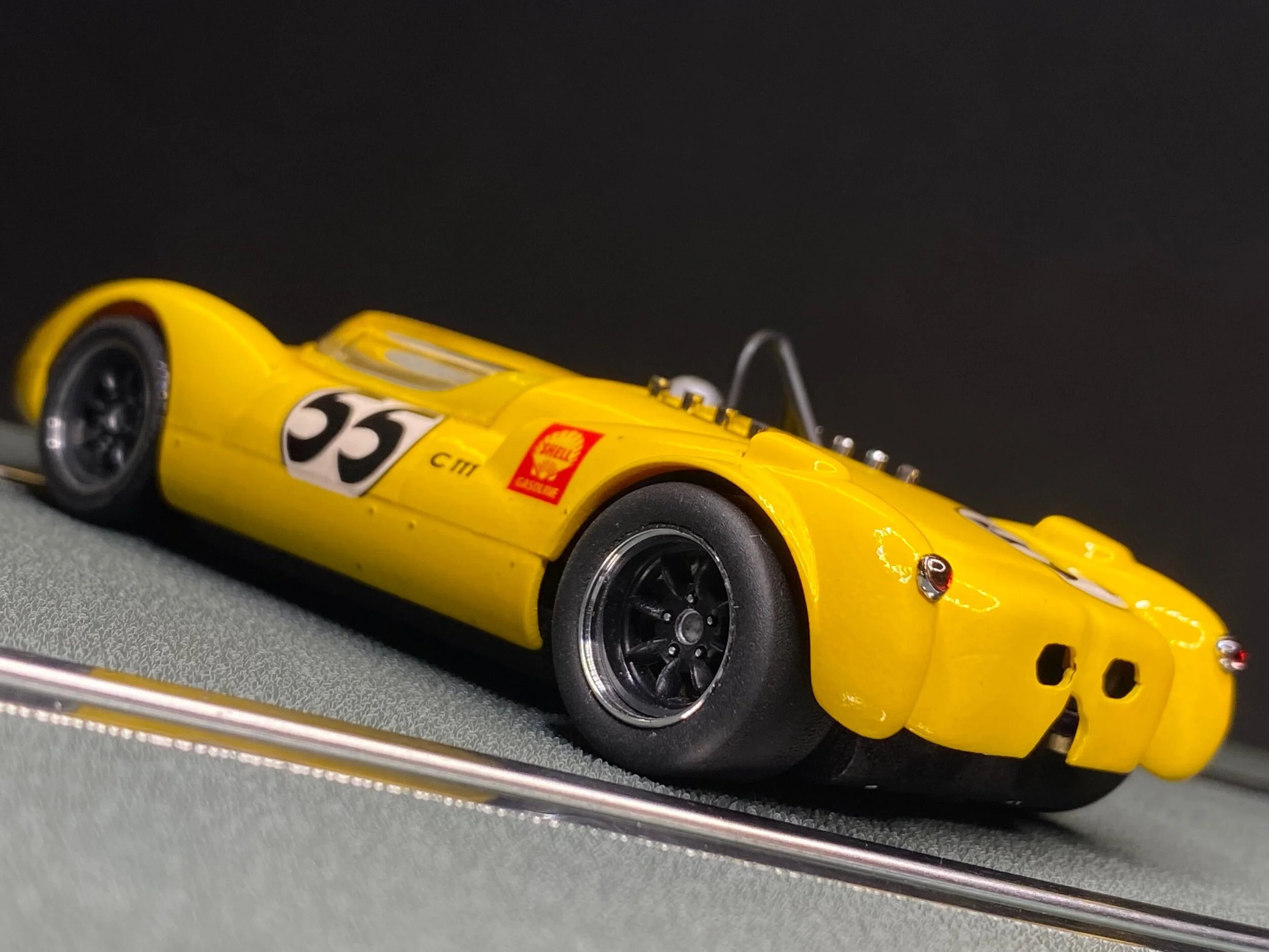 1C48CA13-4911-4D90-8B9B-F5BFADC83154