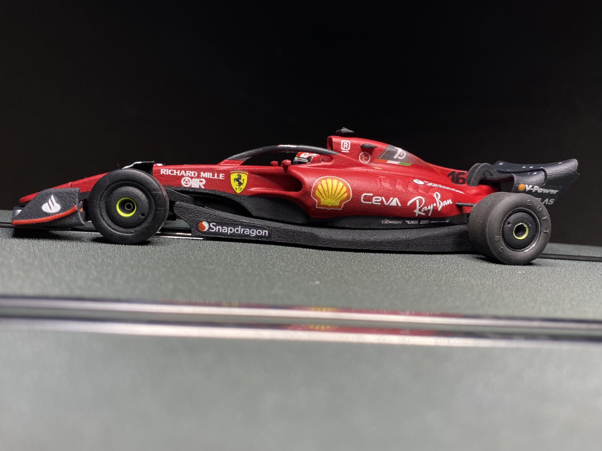 68CC89E9-7102-4030-BE7C-3C69AD2CA713