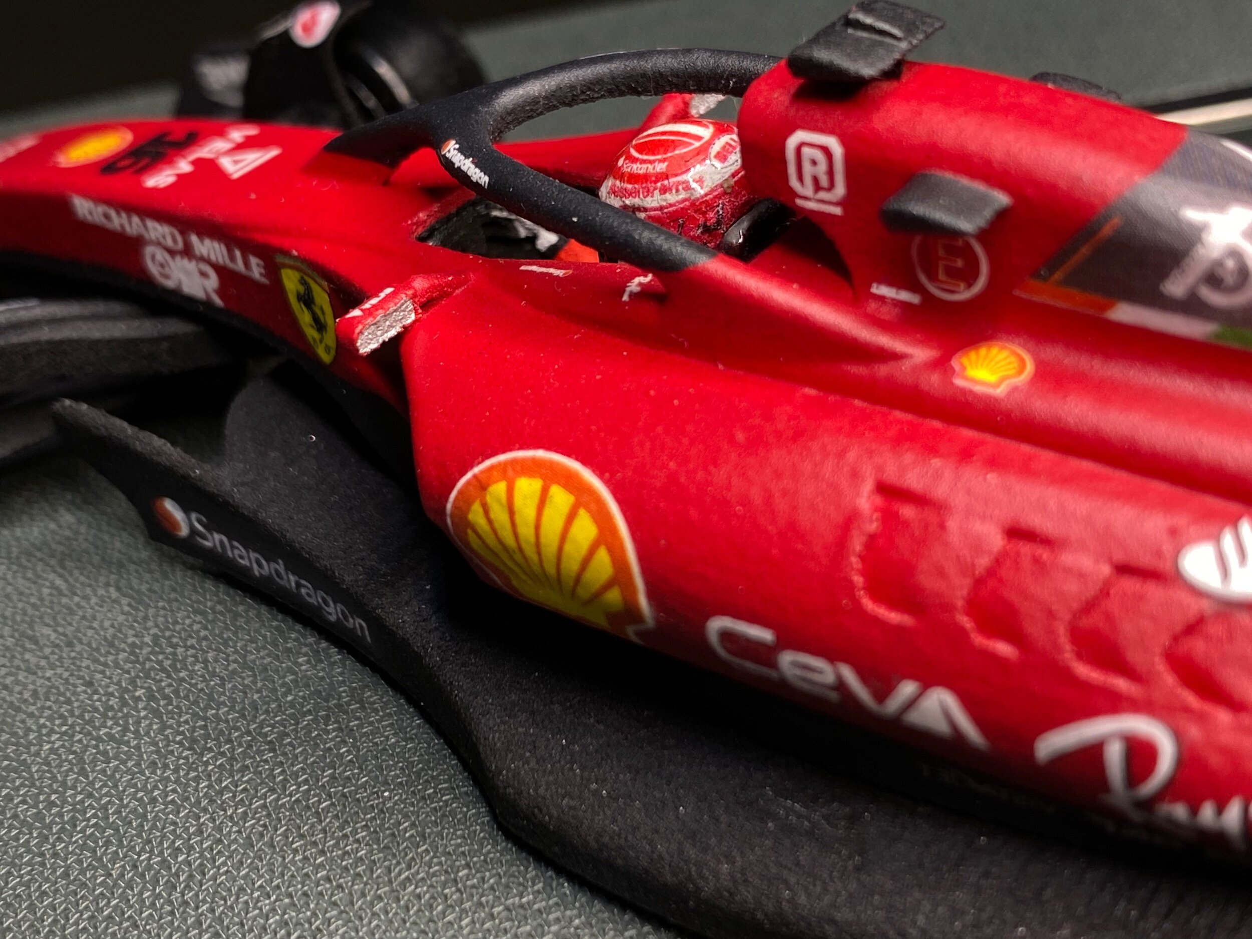 F43F9F5A-7AE5-4635-BE98-3924AA87F7F7