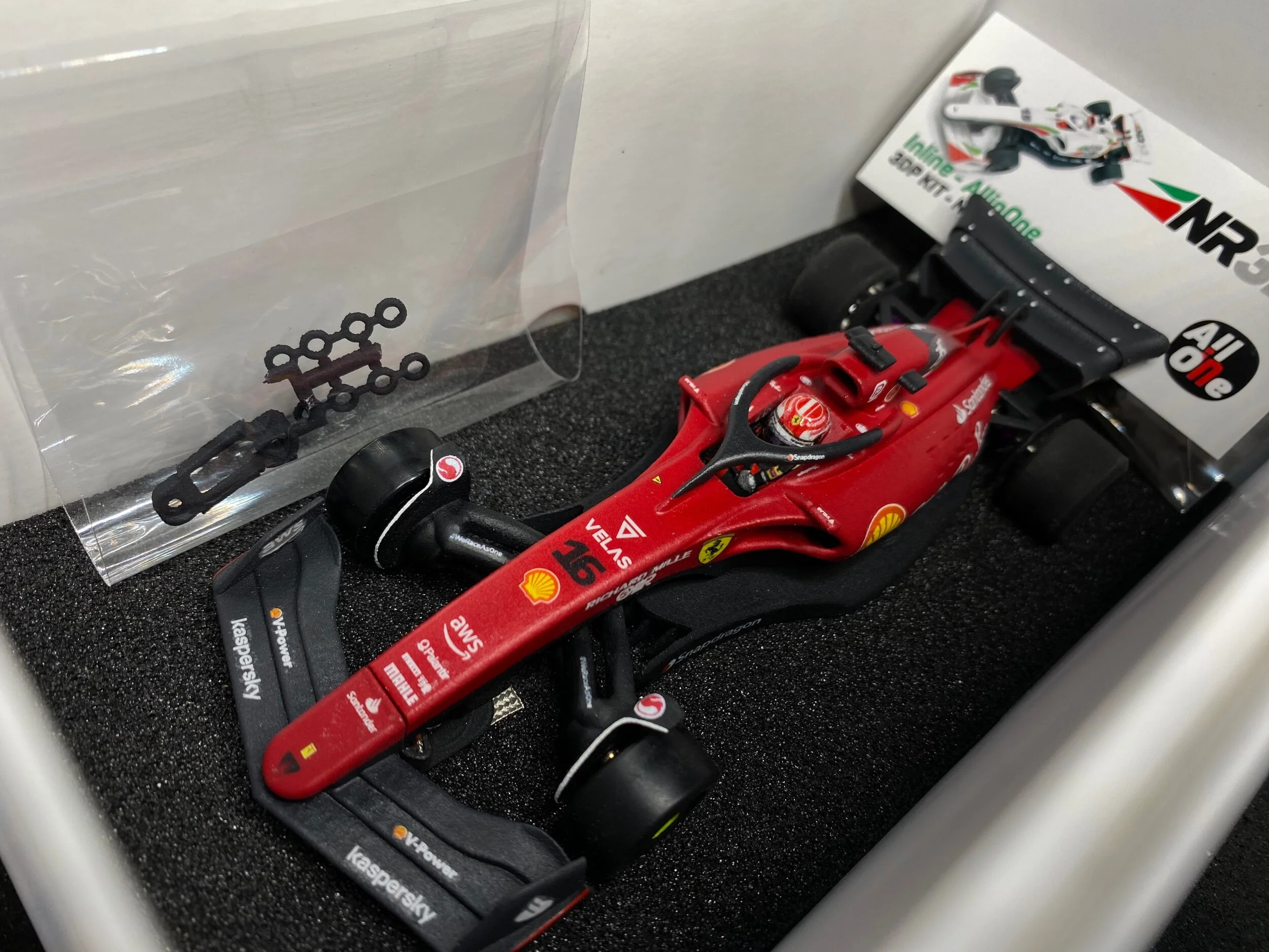 EE4BABD7-15D2-42A0-930F-03CDC21FA35E