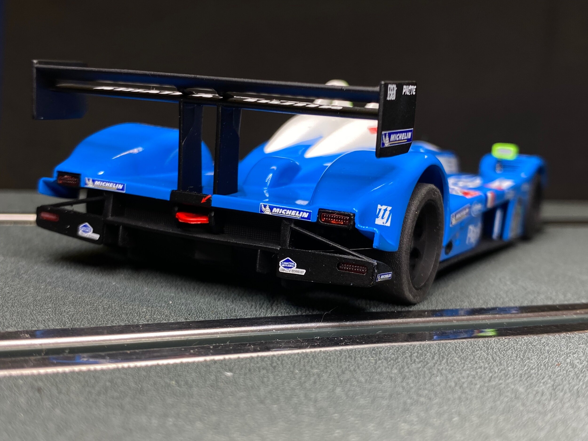 133C97D6-1396-40FF-9AB9-0880B109EA0E