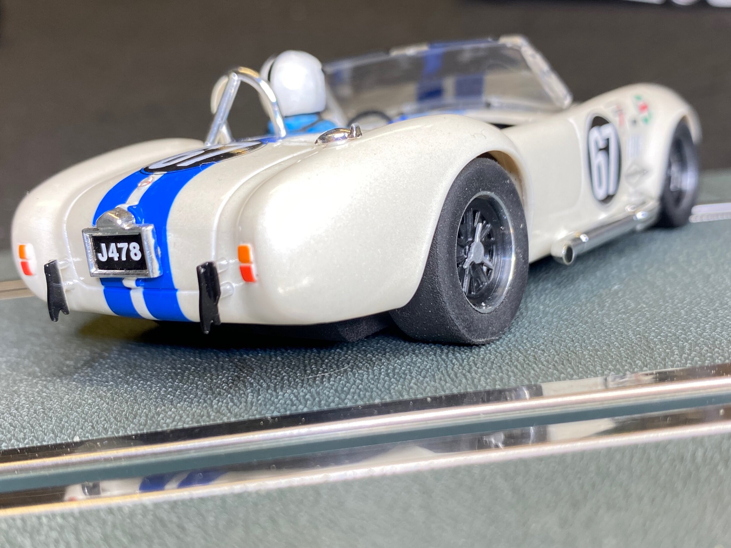 CC0B9C75-C823-4DCA-B1FD-06891833F6CF