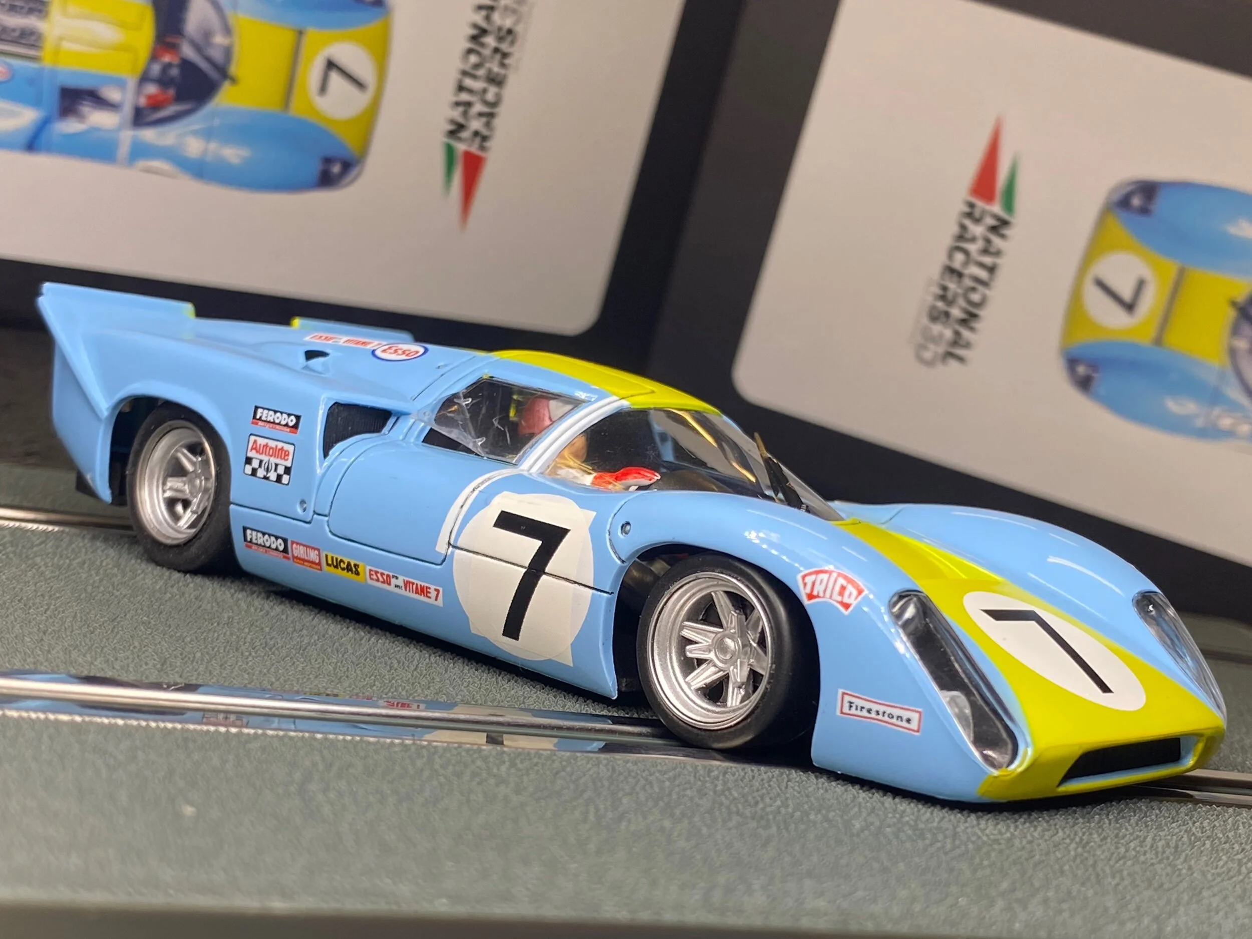 F4F0C1E7-2635-475F-9511-DA0CF90EE7C5