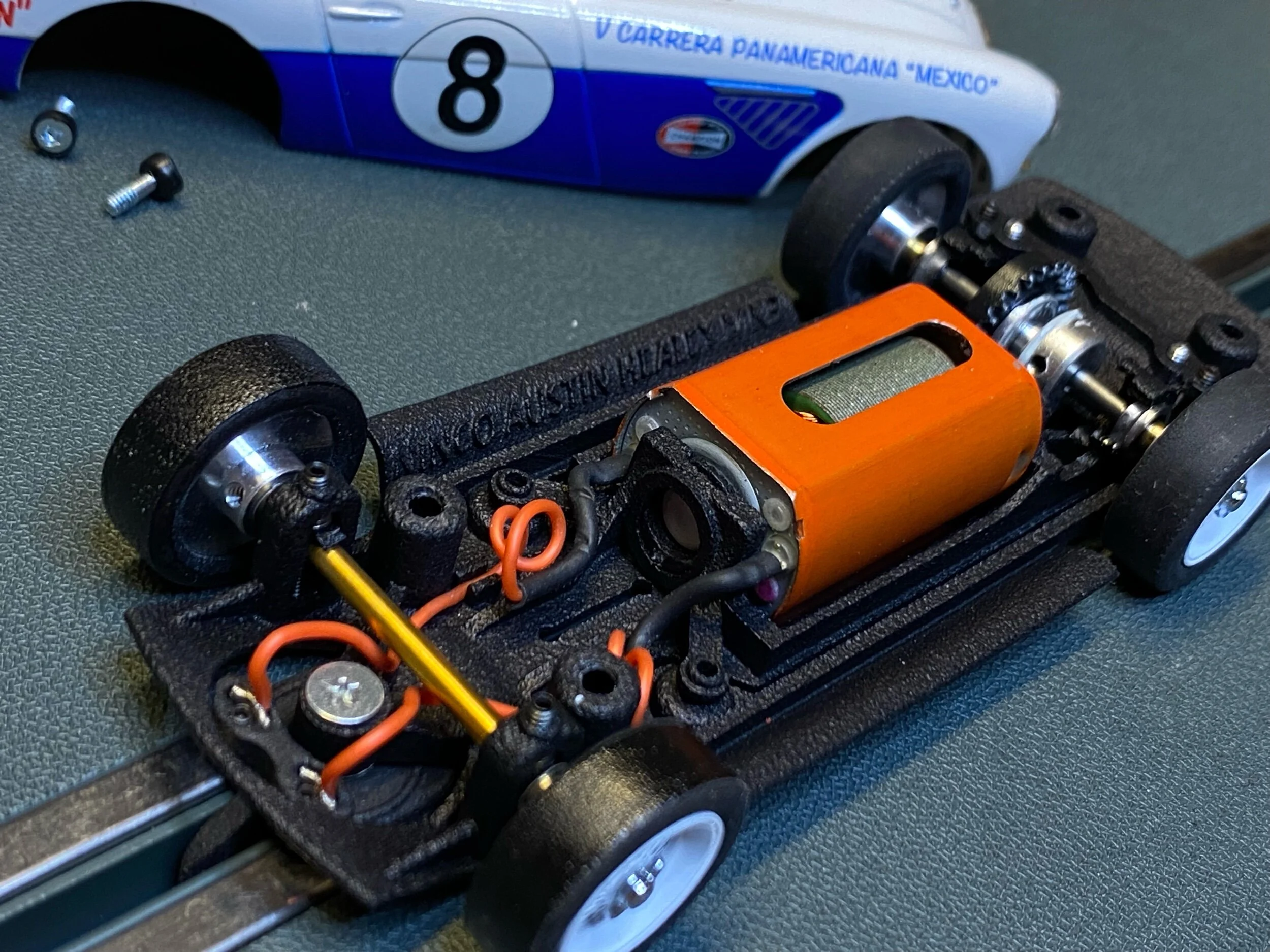 0AE42A1A-A211-4CF3-9785-1637854D2309