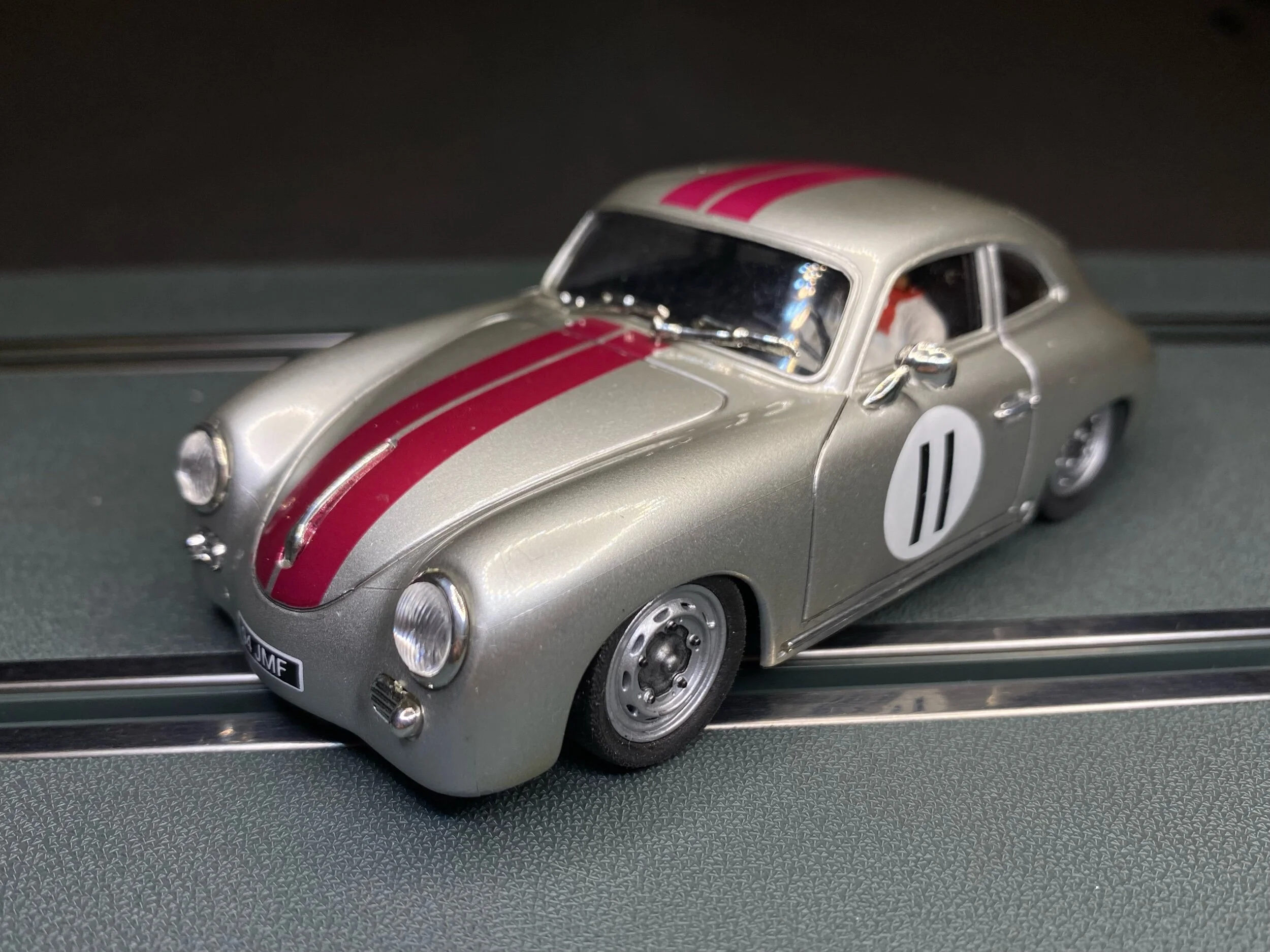 8CEEAAAE-25BC-4C90-8391-ACA05CA44277