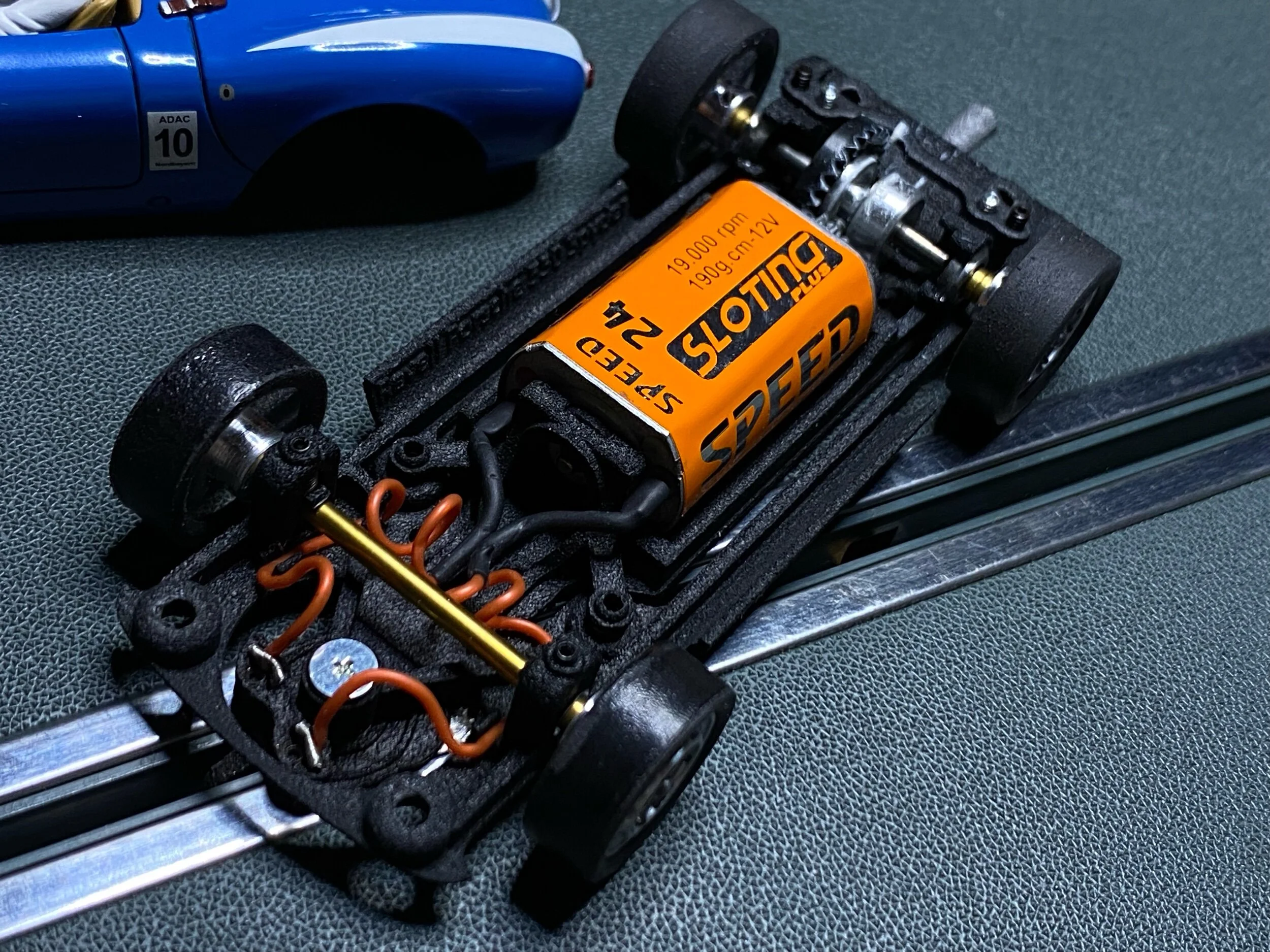 2EFFD81E-F356-4905-8450-D9CF8BE3B7C2