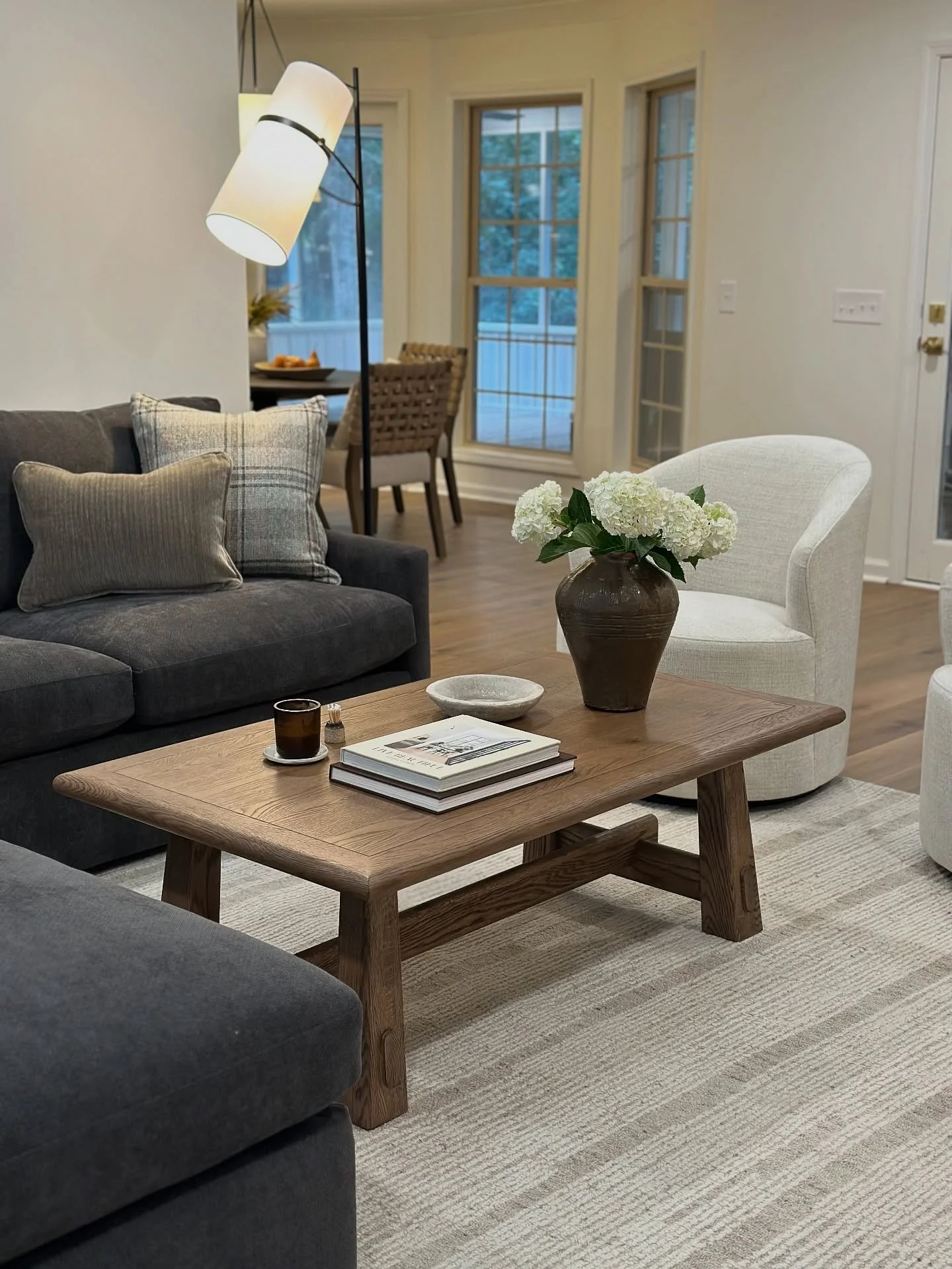 A glimpse of our Rosewood Lane project 🪻

Our clients envisioned a warm, approachable, and durable space to call home. Their love of nature called for bringing the outside in by balancing bright and inviting elements with moody, textural pieces.

In