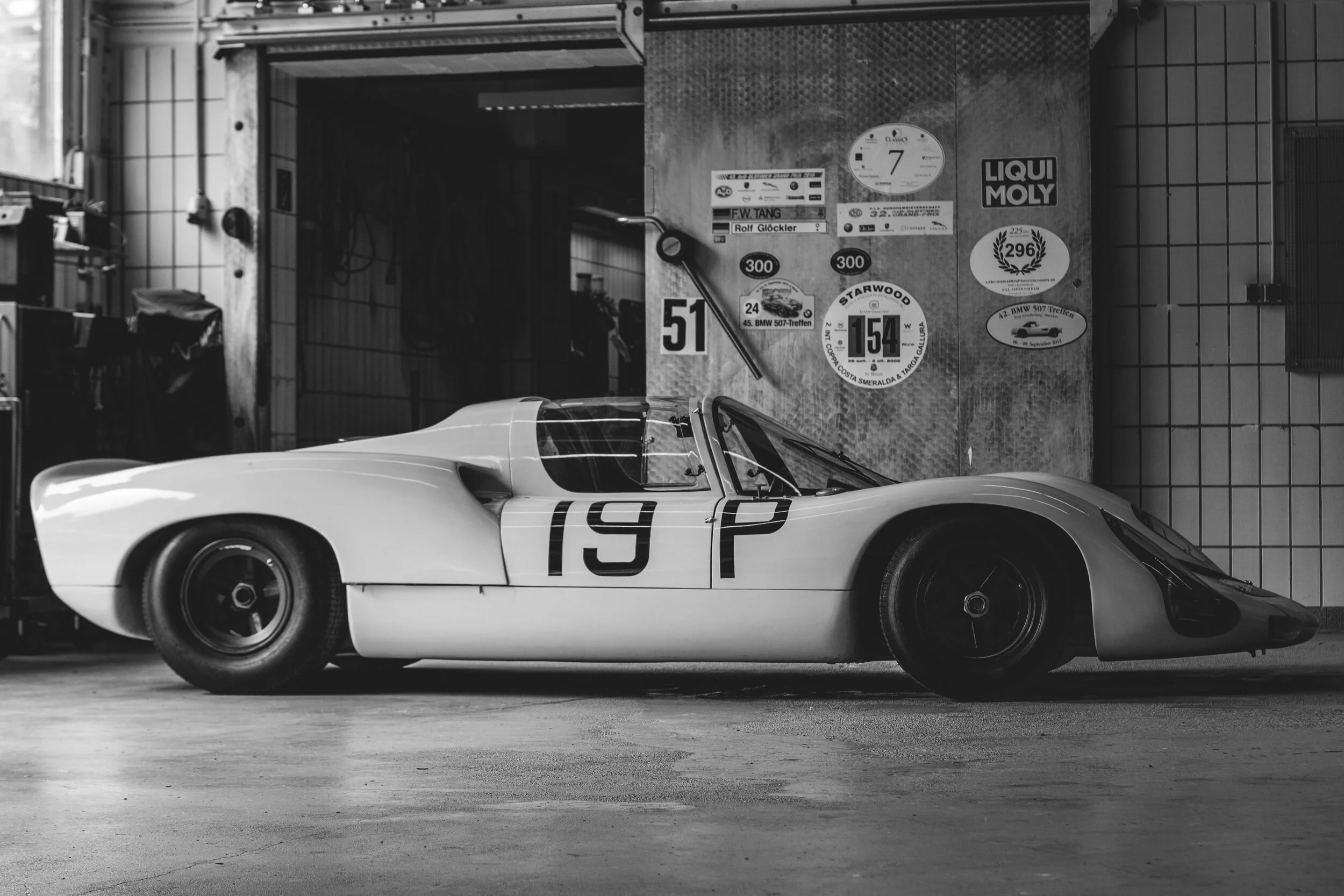 Porsche-910-Charlieandres_1792-2.jpg