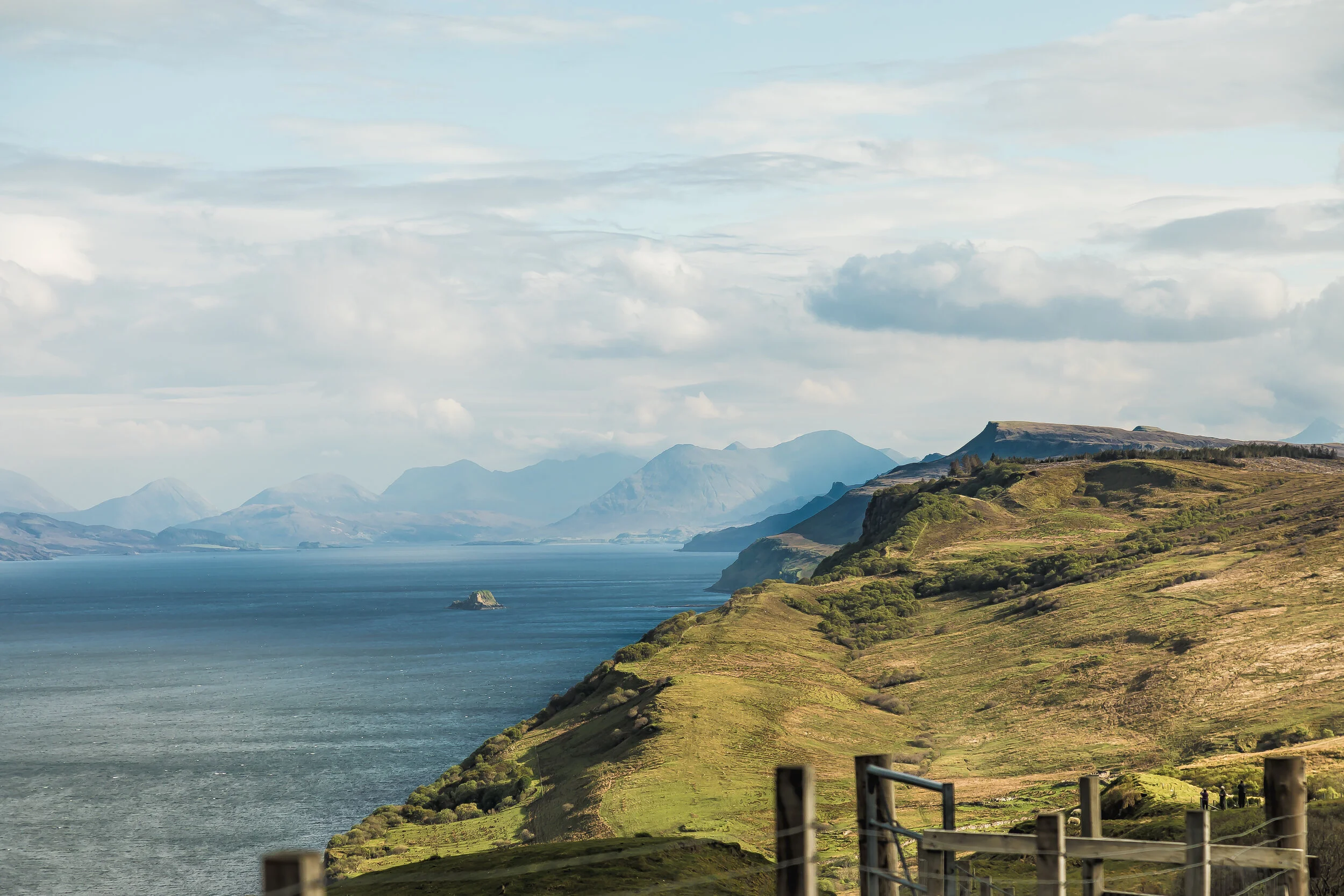 Scotland_Charliendres_2050.jpg