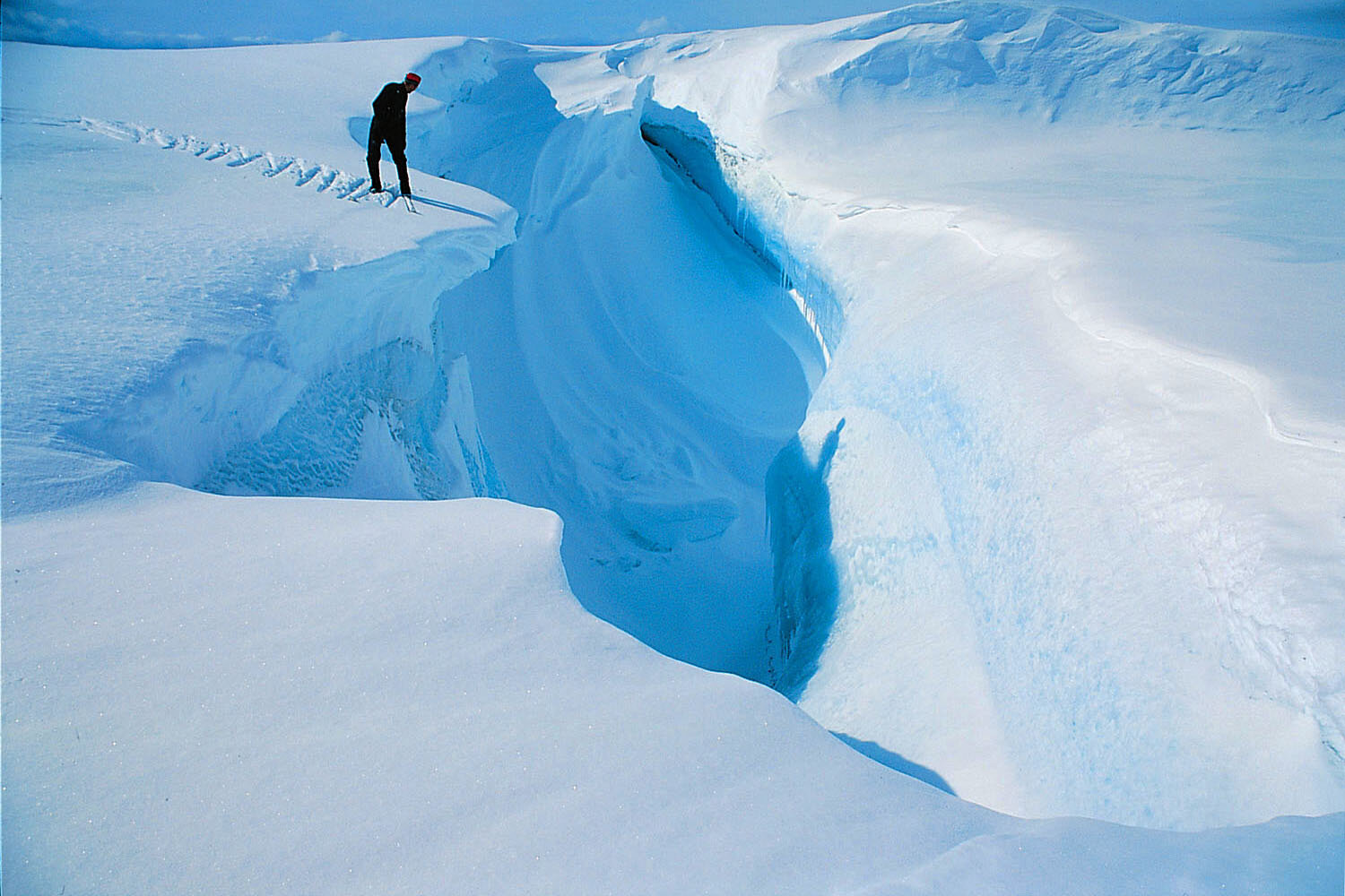 Greenland Spring-Ousland Explorers-Lars Ebbesen-crevasse-32.jpg