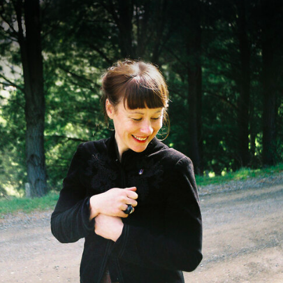 Ebony Lamb &amp; Gram Antler Gig