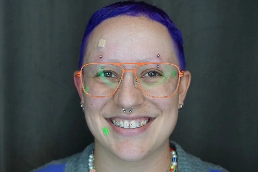 Thank you so much for stopping by Danny! 
Pair of eyebrow piercings with threadless implant grade Titanium jewelry. Soo cute! 
Performed by Tracy w/ 💕🤖