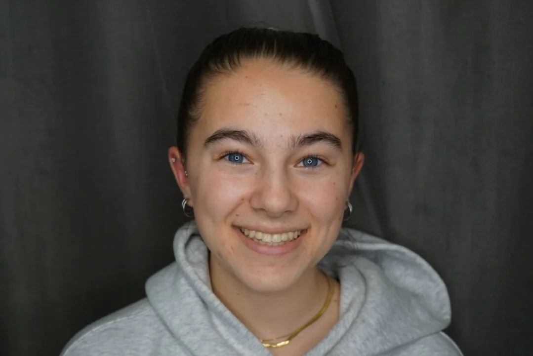 New Daith piercing for Jorie! Went with a classic implant grade CBR 
We were also able to get some updated photos on healed Helix piercing featuring a Curbic Zirconia trinity set in implant grade Titanium ✨

Performed by Jo w/ 💕