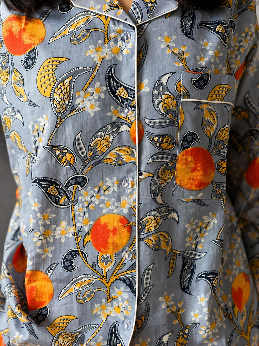 Peaches Orange close up.png