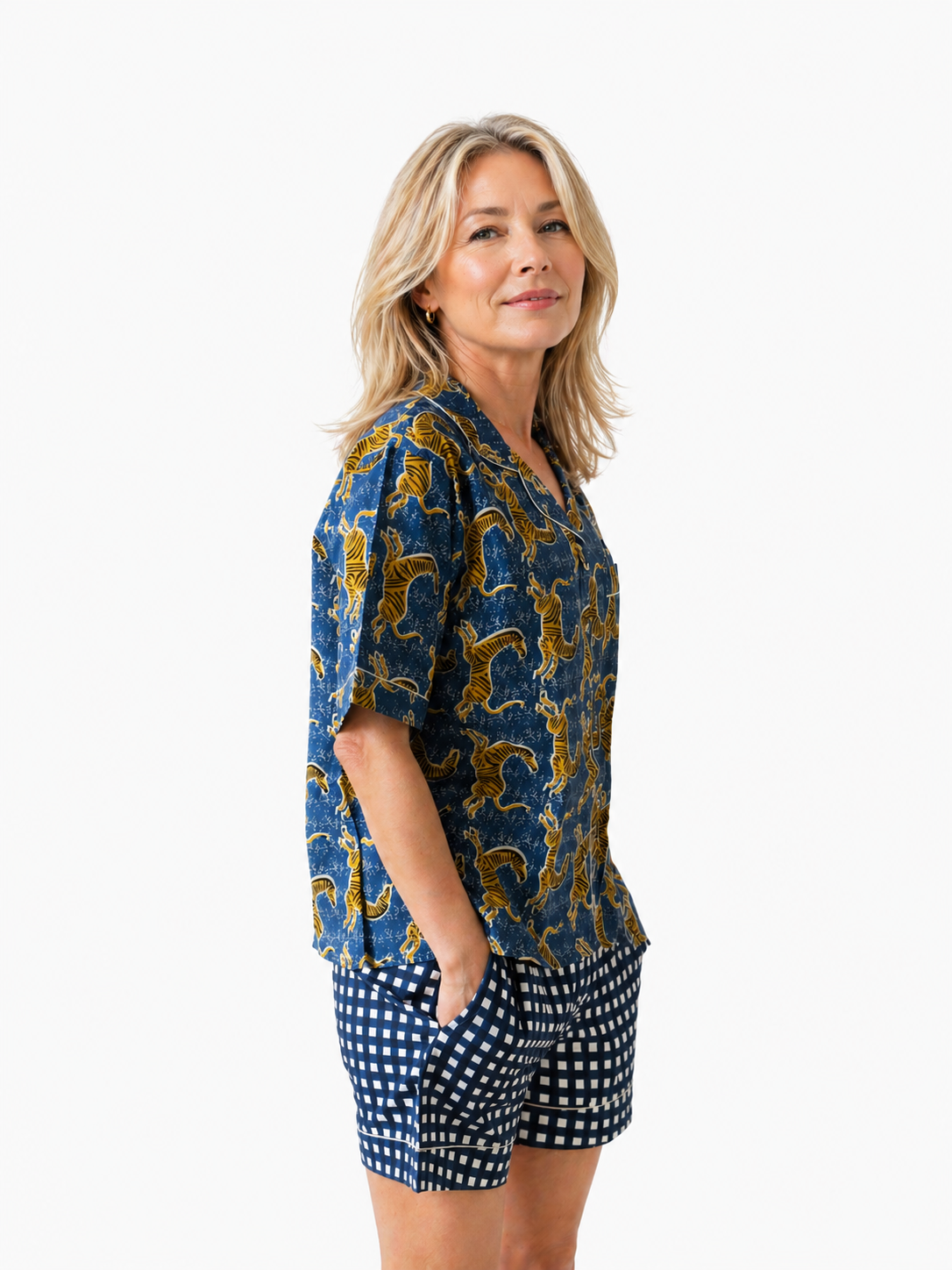 Zigger blue short 8.png