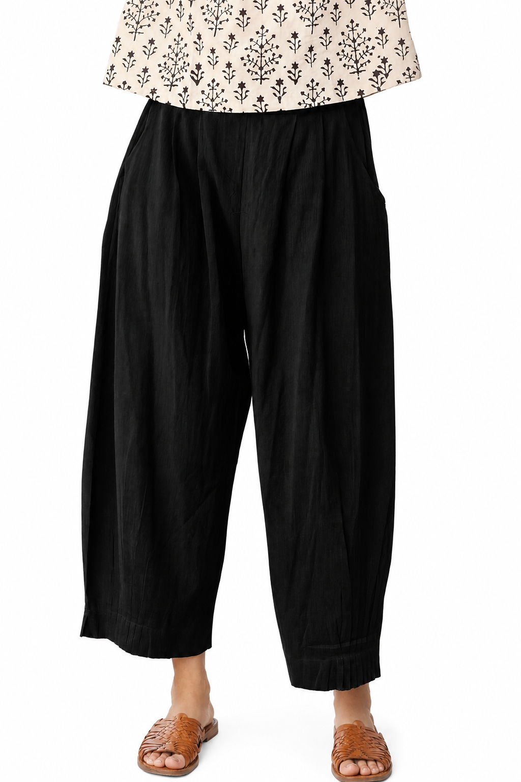 AR26-11 Bottom Gather Pants - Black