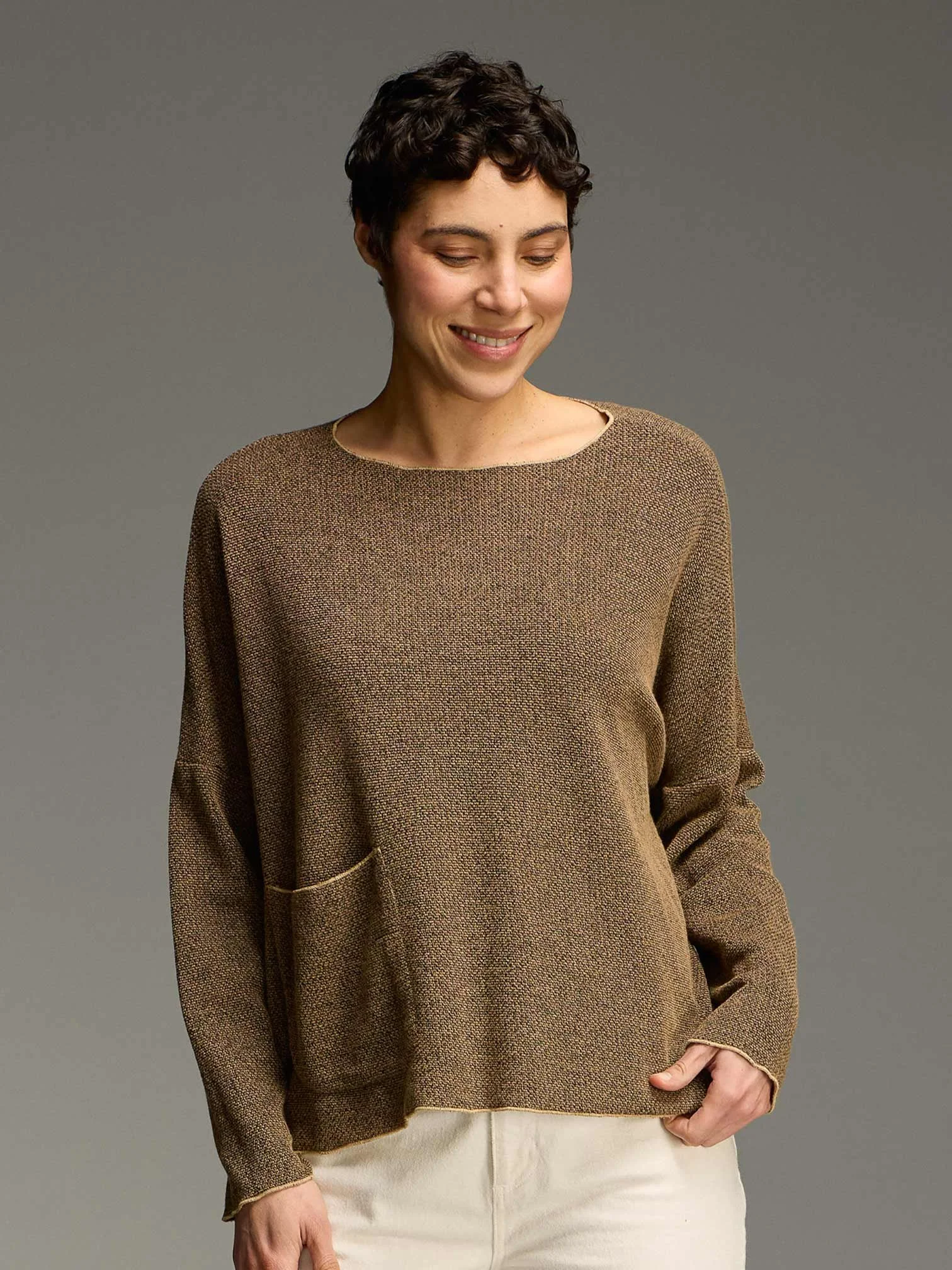 Onesize Pocket Pullover - Suede