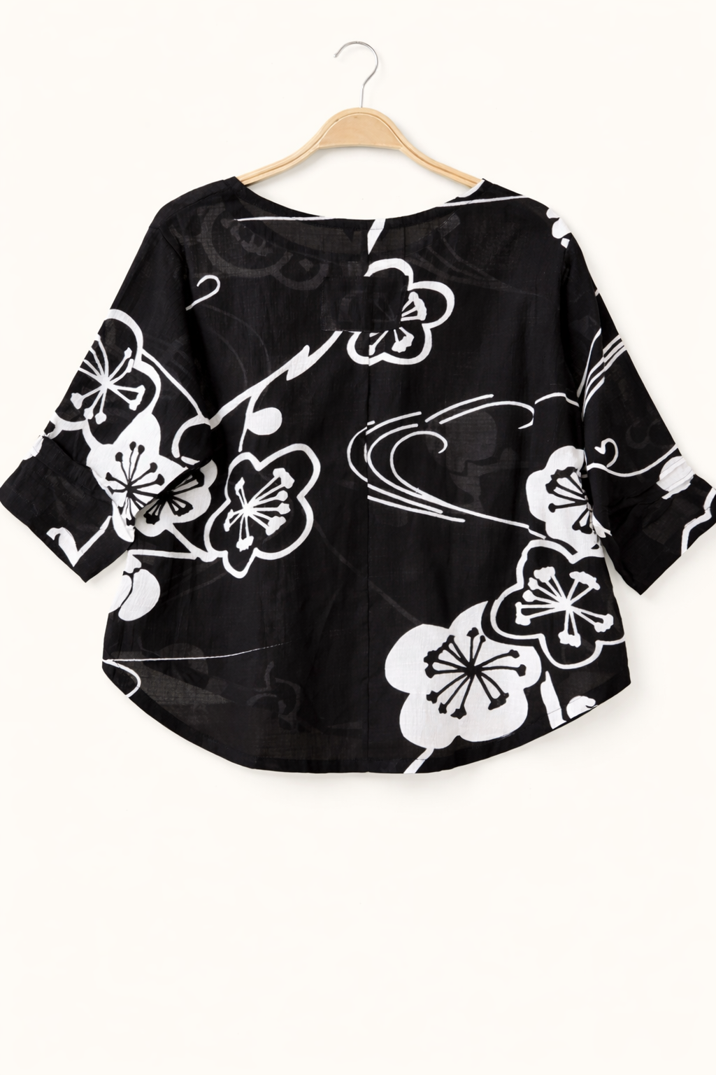 Essential Blouse - Ume Print - Black