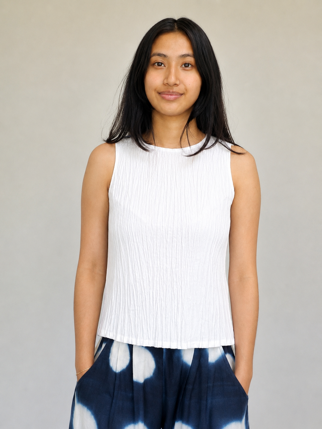 DR26-03 Julia Cotton Tank Top - White