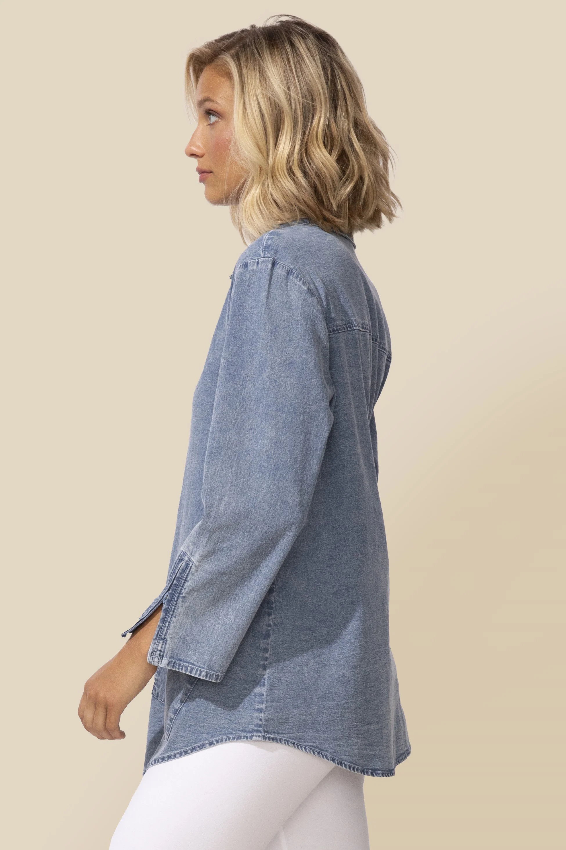 15522 - PERFECT TRAVEL SHIRT 3.jpeg