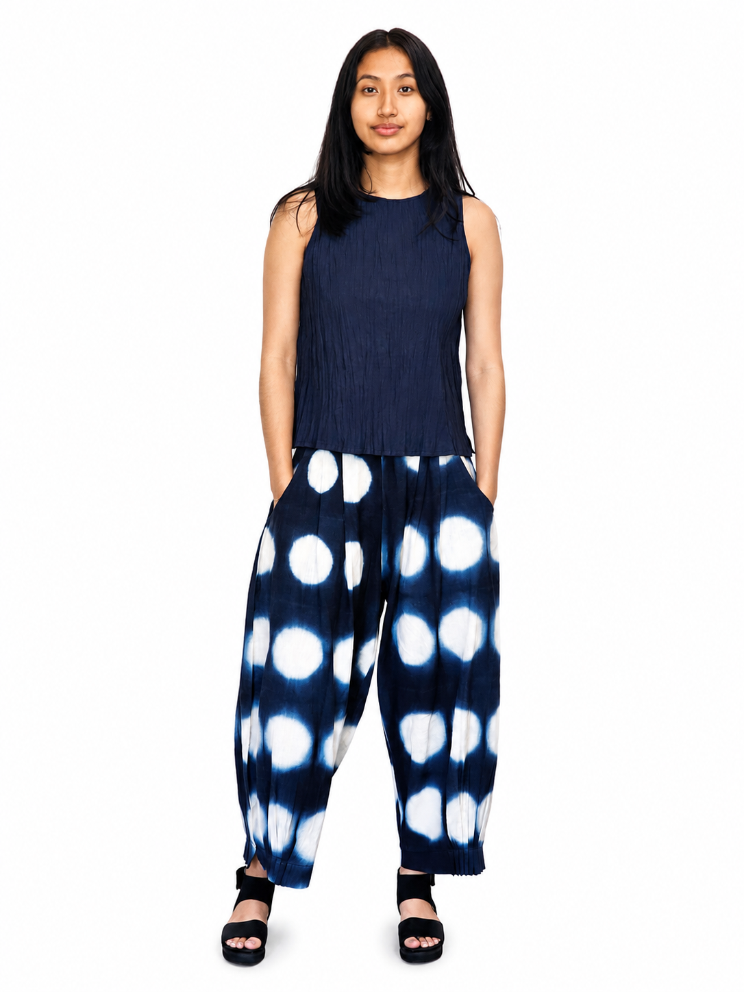 AR26-11 BOTTOM GATHER PANTS SHIBORI BIG DOTS 1.png