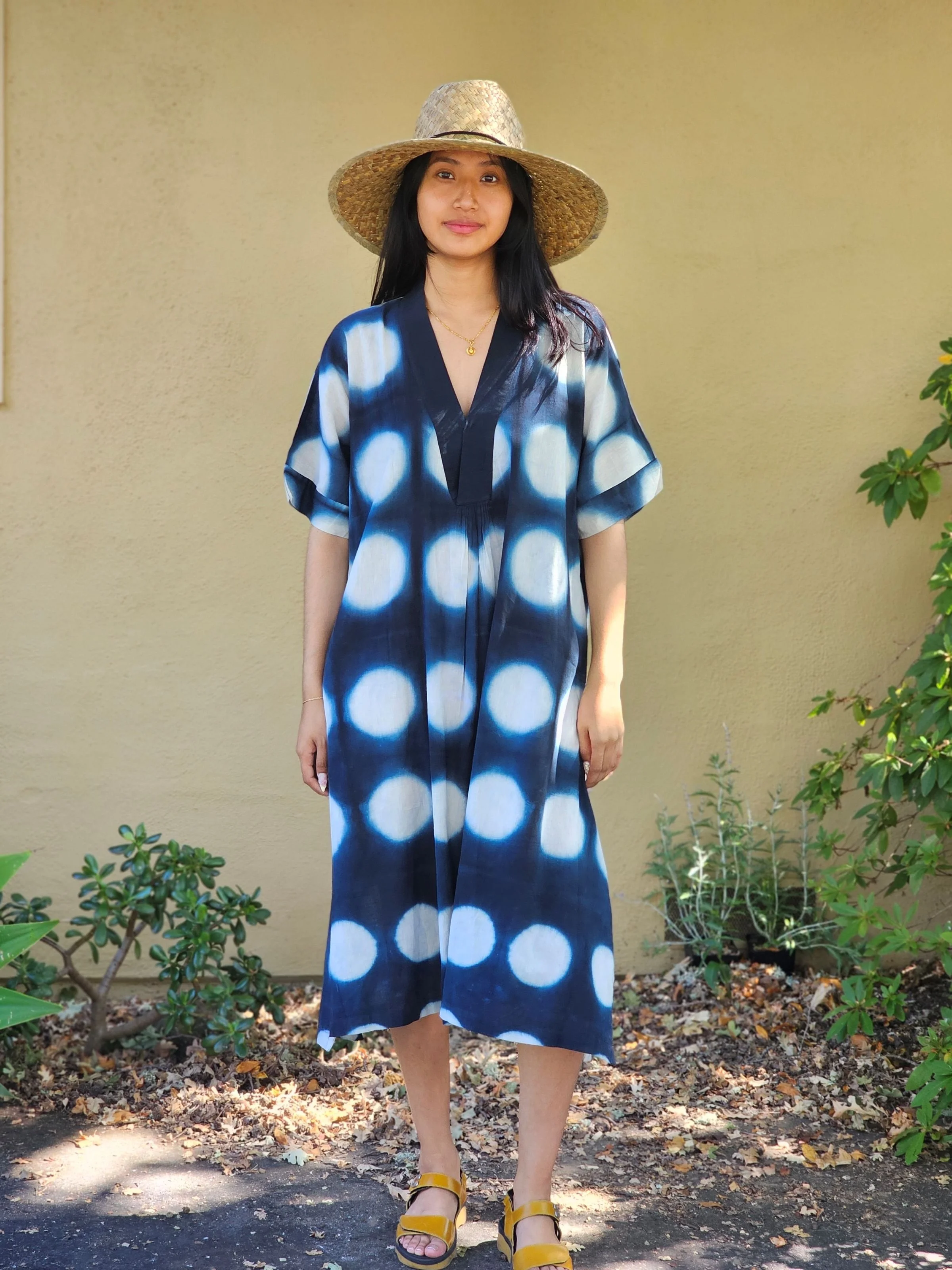 AR26-02 Long V Neck Dress - Shibori Blurry Dot
