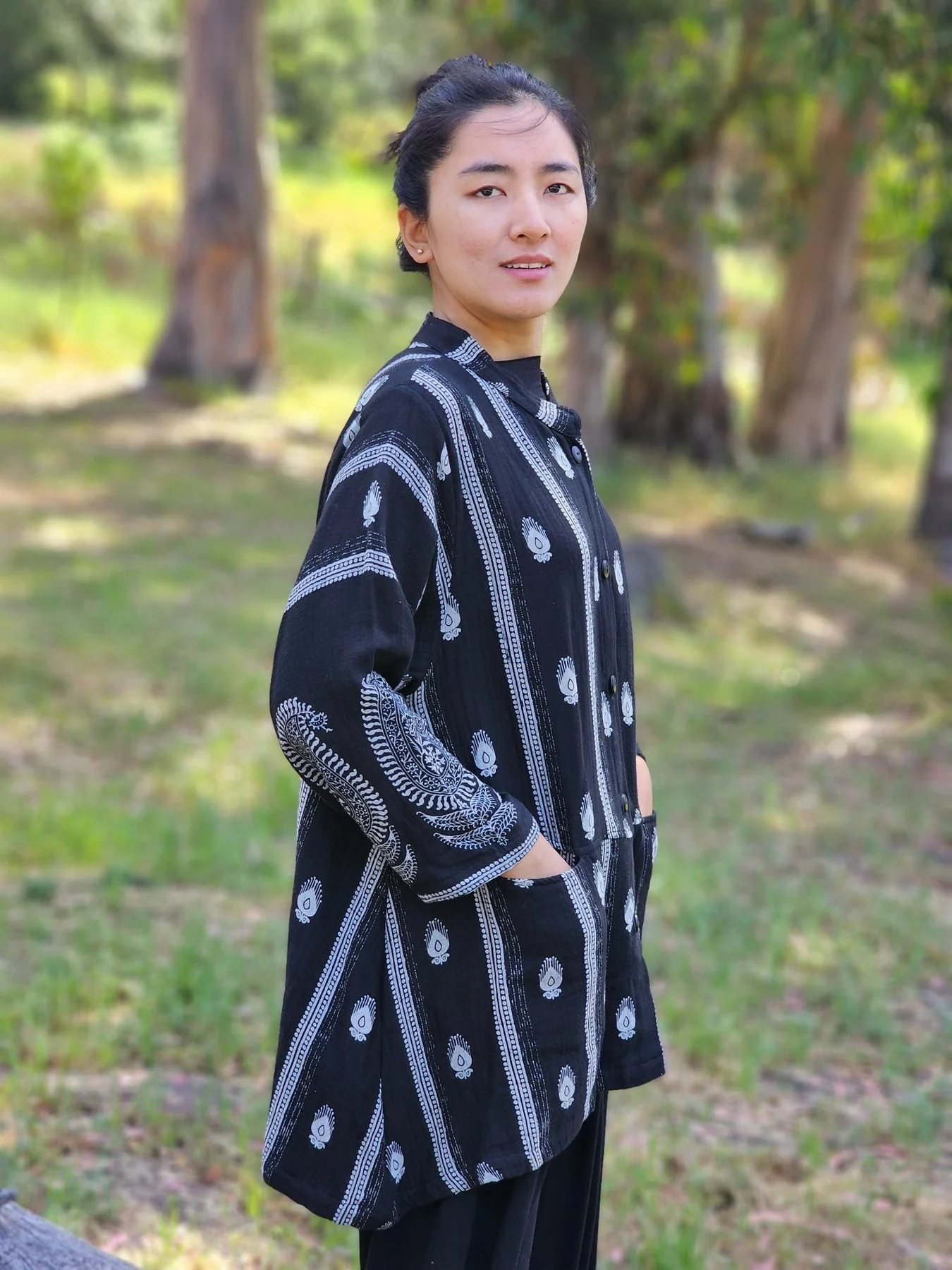 NOV-009 3 GAUZE JACKET PAISLEY 2.jpg