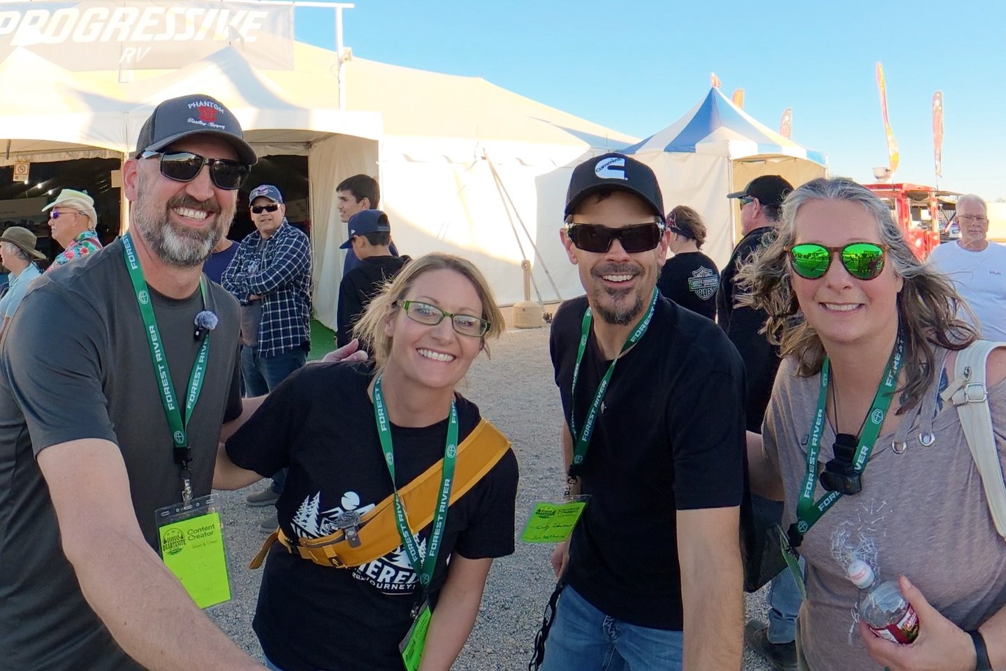 We had a blast yesterday at the Quartzite RV Show! It was so much fun getting to meet new (to us) creators, and getting the opportunity to talk in-person to folks that we had previously only spoken with via YouTube comments. 😁

#quartzitervshow #cre