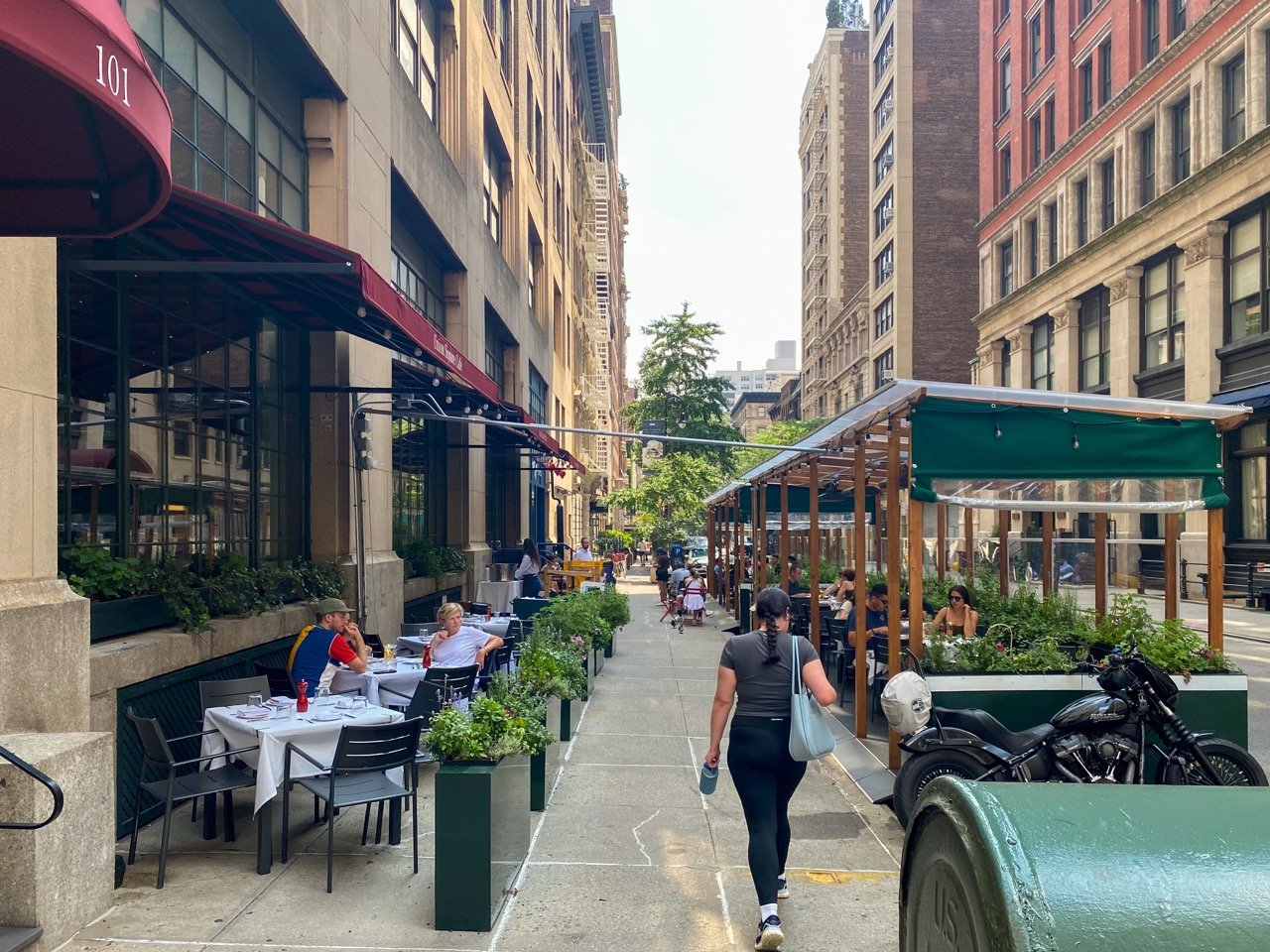 The Data Shows Curbside Dining is Less Equitable Now